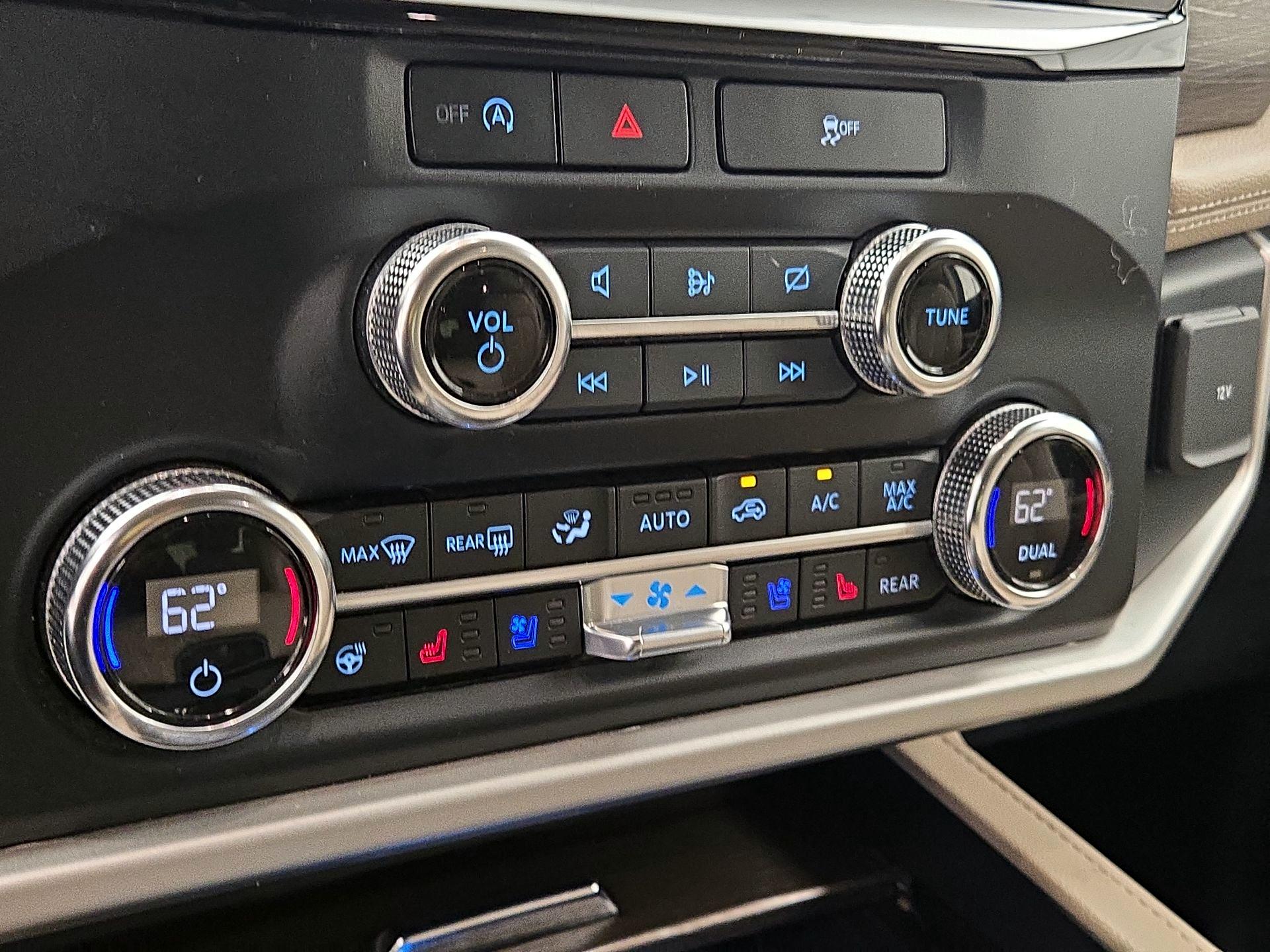 Thumbnail: 2023 Ford Expedition - 16