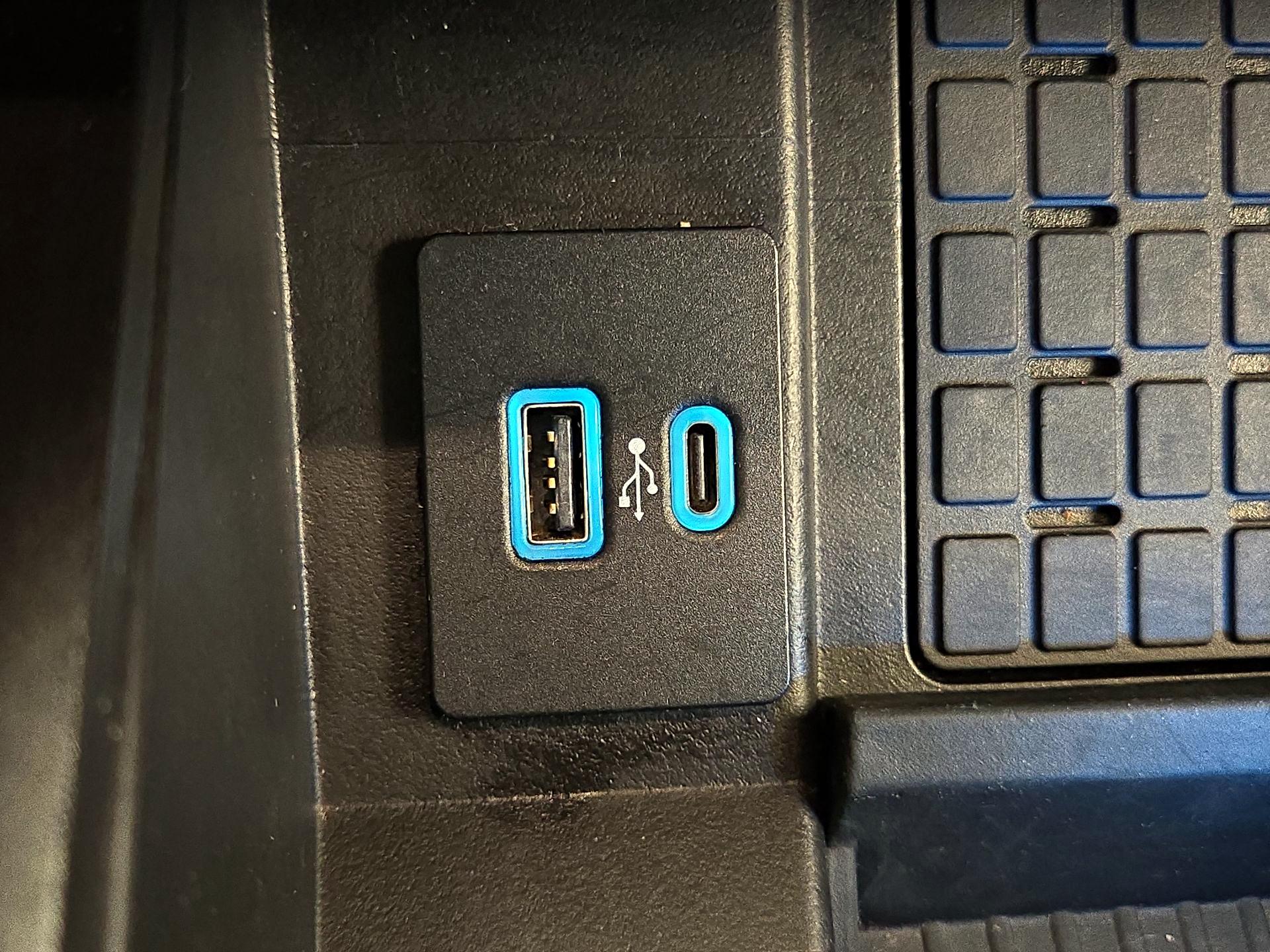 Thumbnail: 2023 Ford Expedition - 18