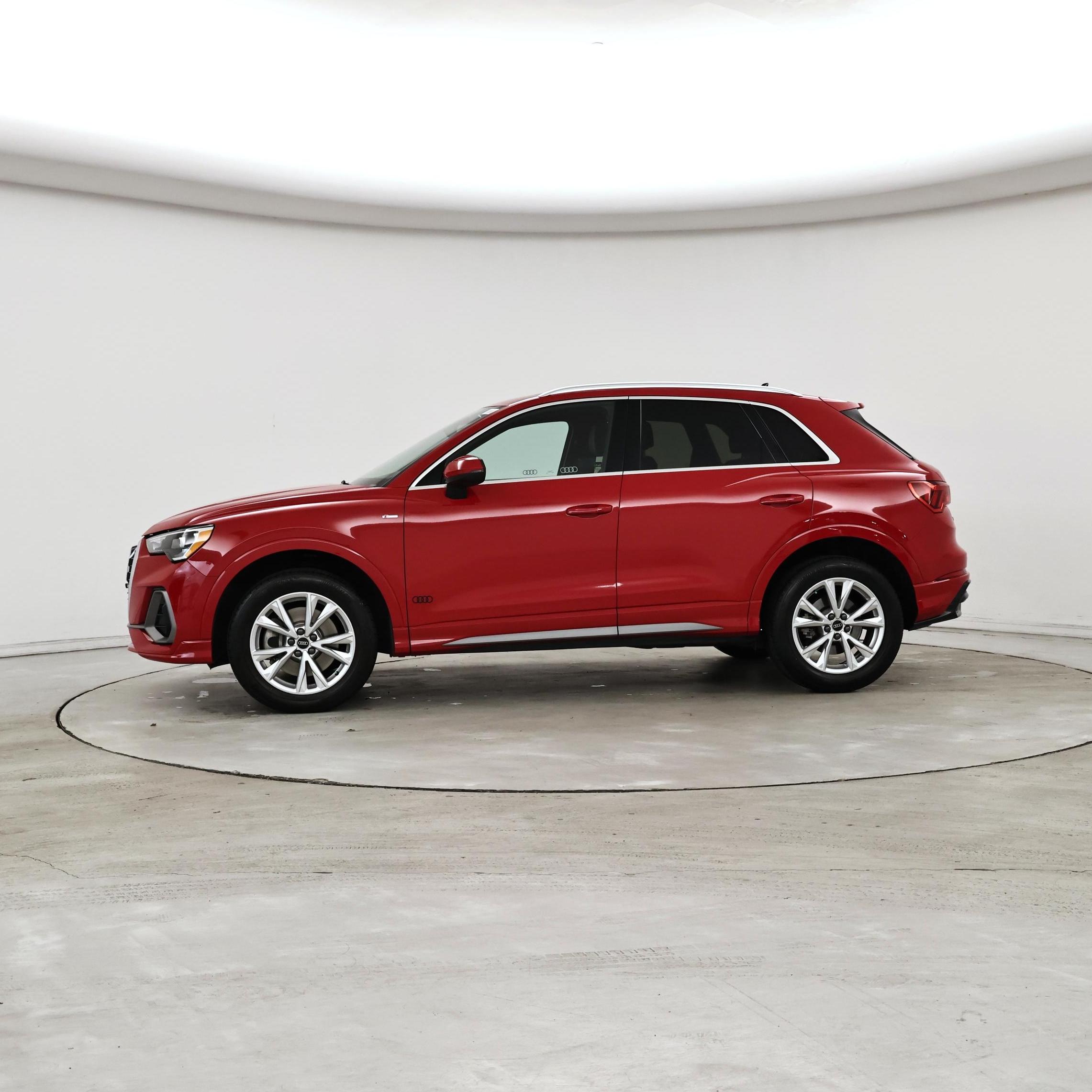 Thumbnail: 2022 Audi Q3 - 3