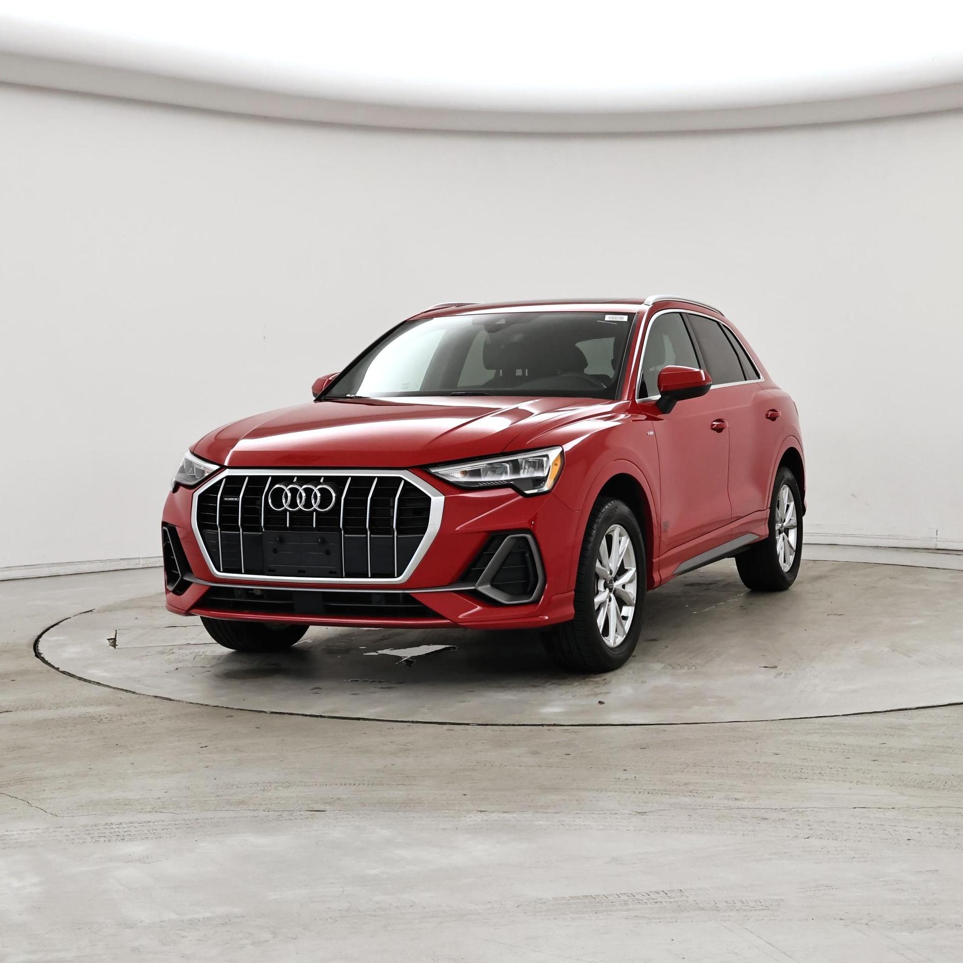Thumbnail: 2022 Audi Q3 - 4