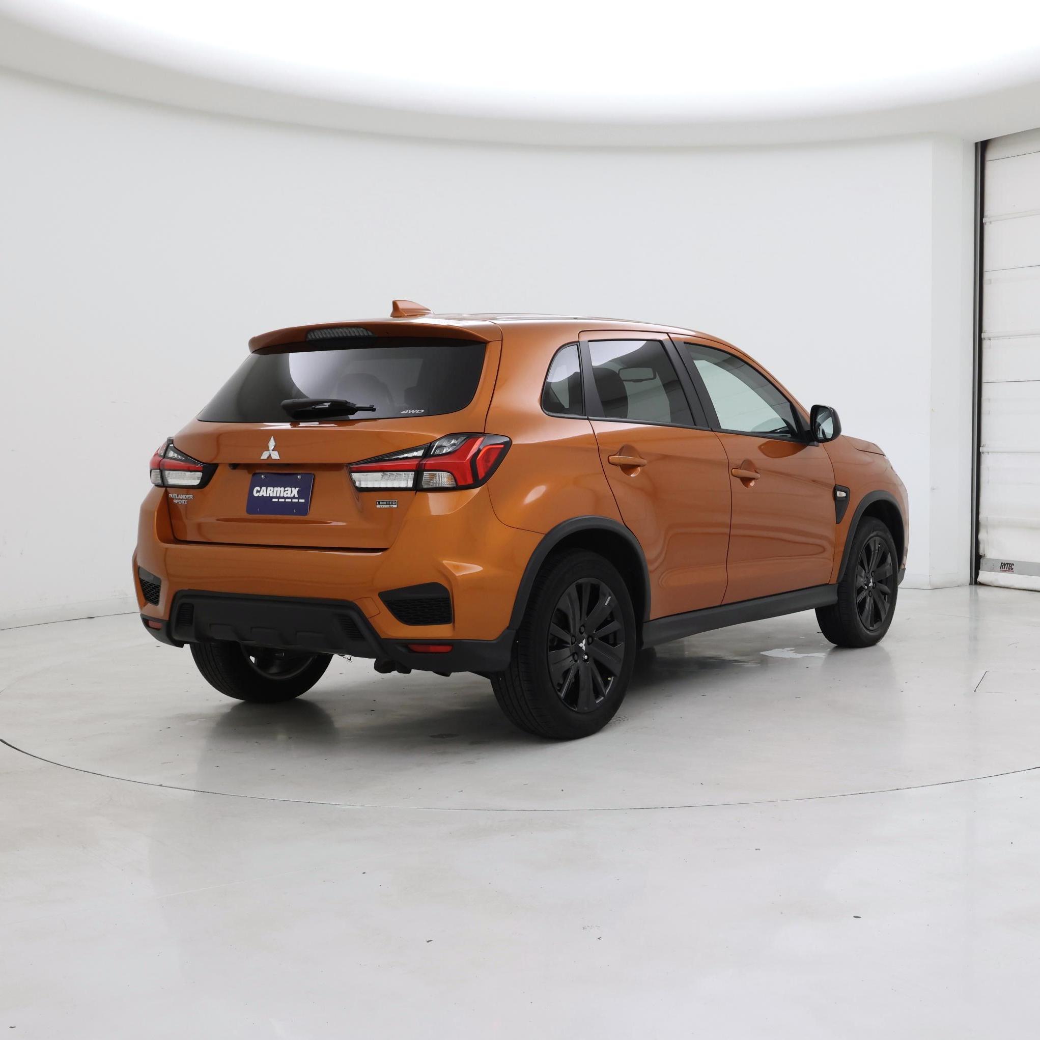 Thumbnail: 2023 Mitsubishi Outlander Sport - 8