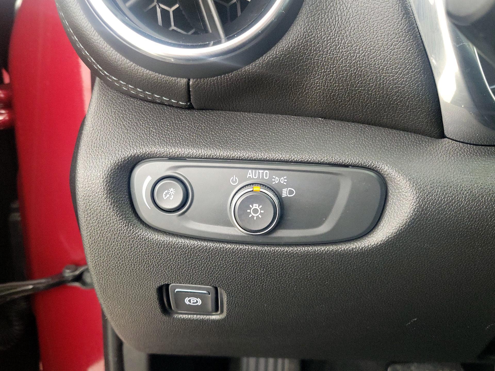 Thumbnail: 2020 Chevrolet Blazer - 13