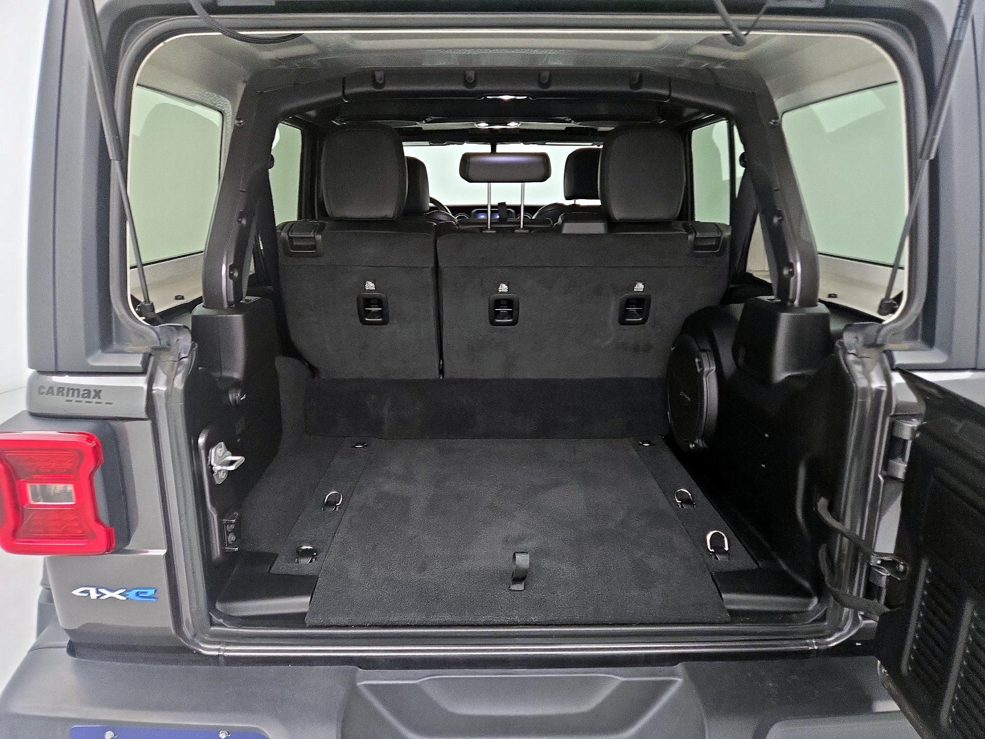 Thumbnail: 2022 Jeep Wrangler - 19