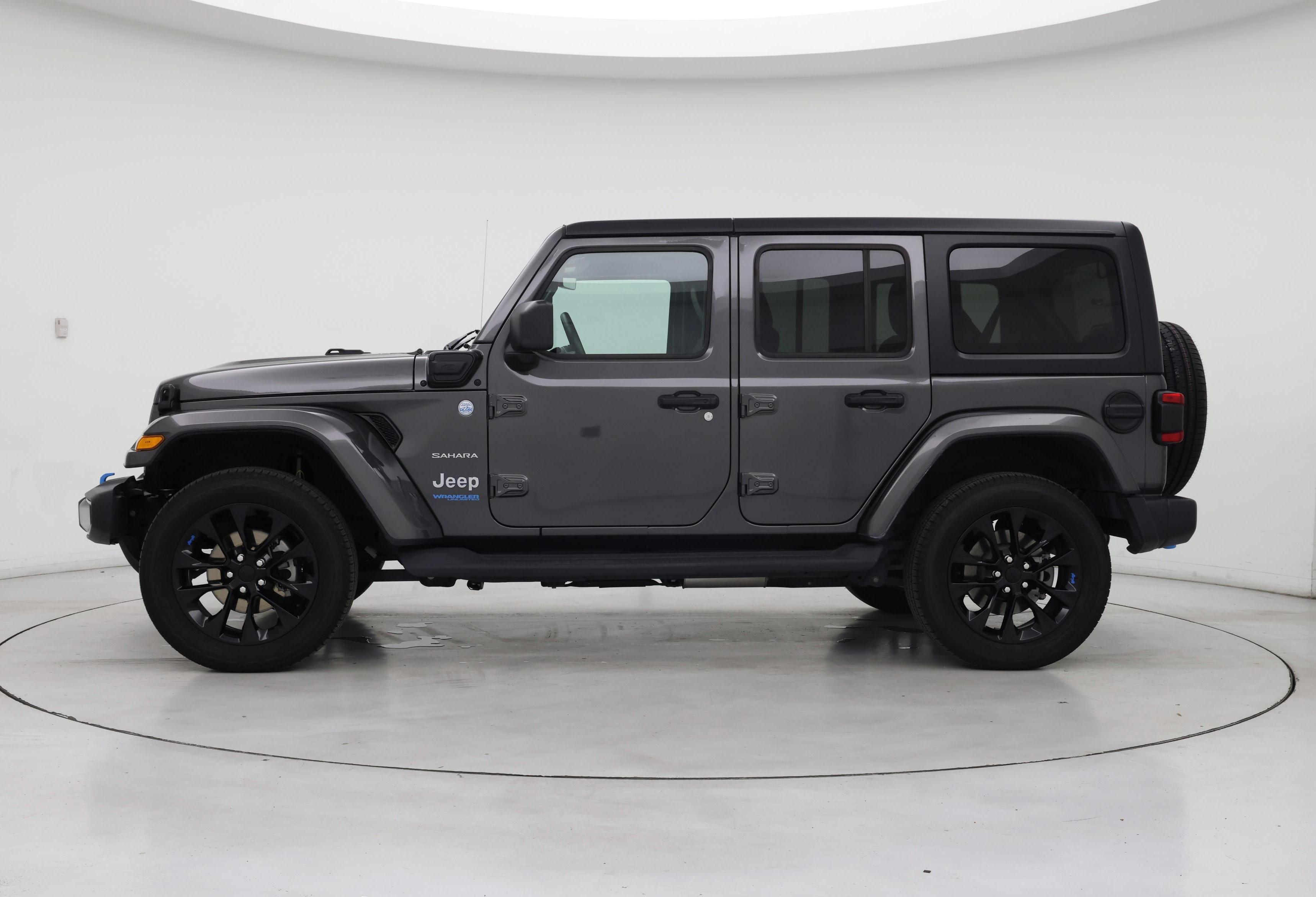Thumbnail: 2022 Jeep Wrangler - 3