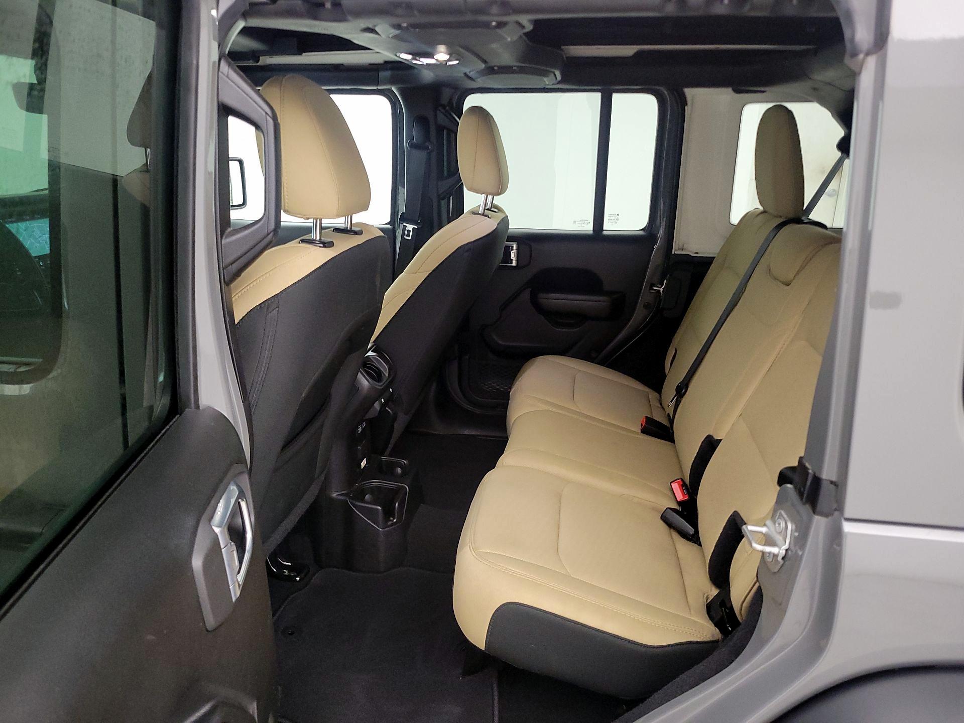 Thumbnail: 2021 Jeep Wrangler - 20