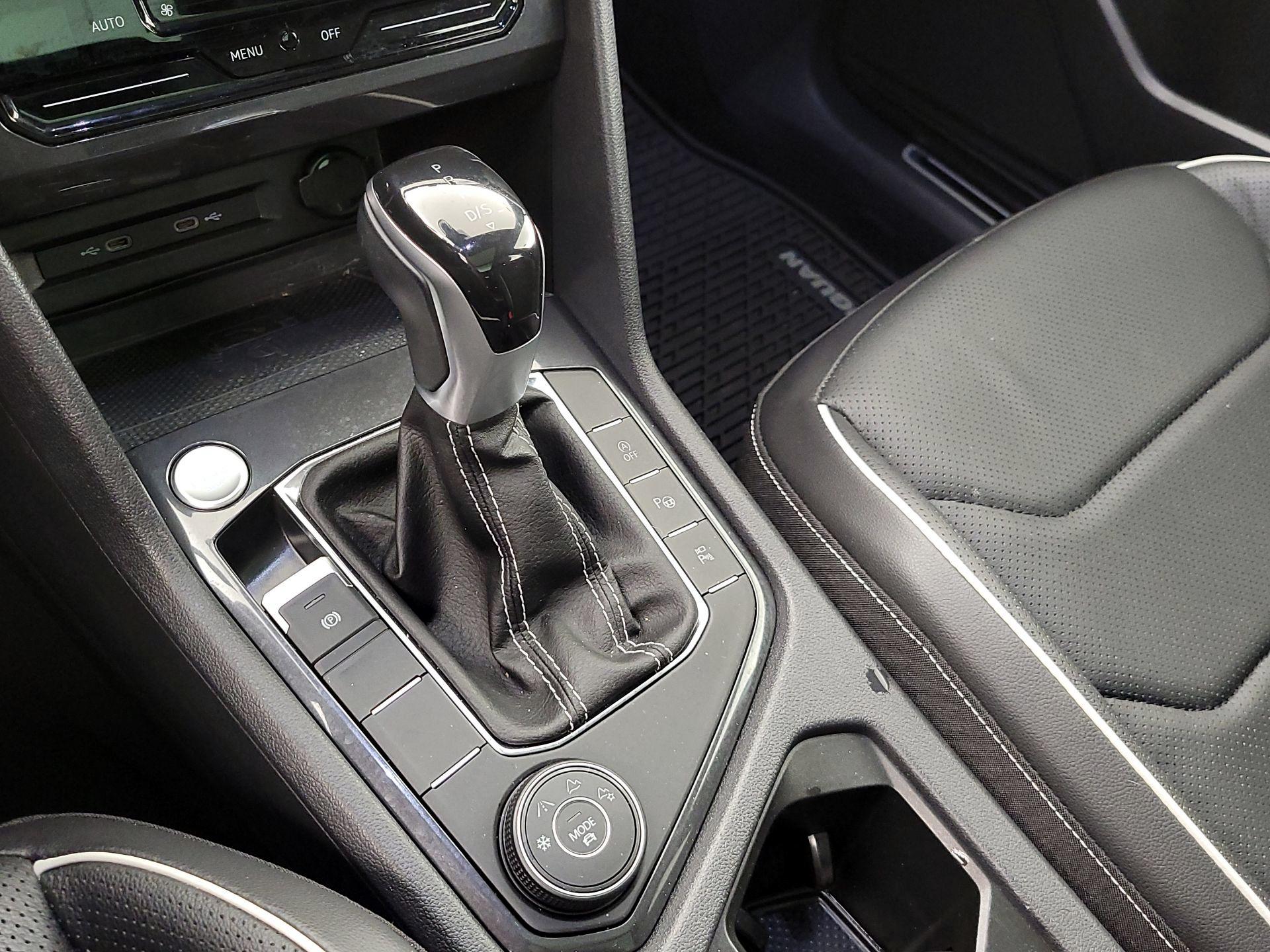 Thumbnail: 2022 Volkswagen Tiguan - 18