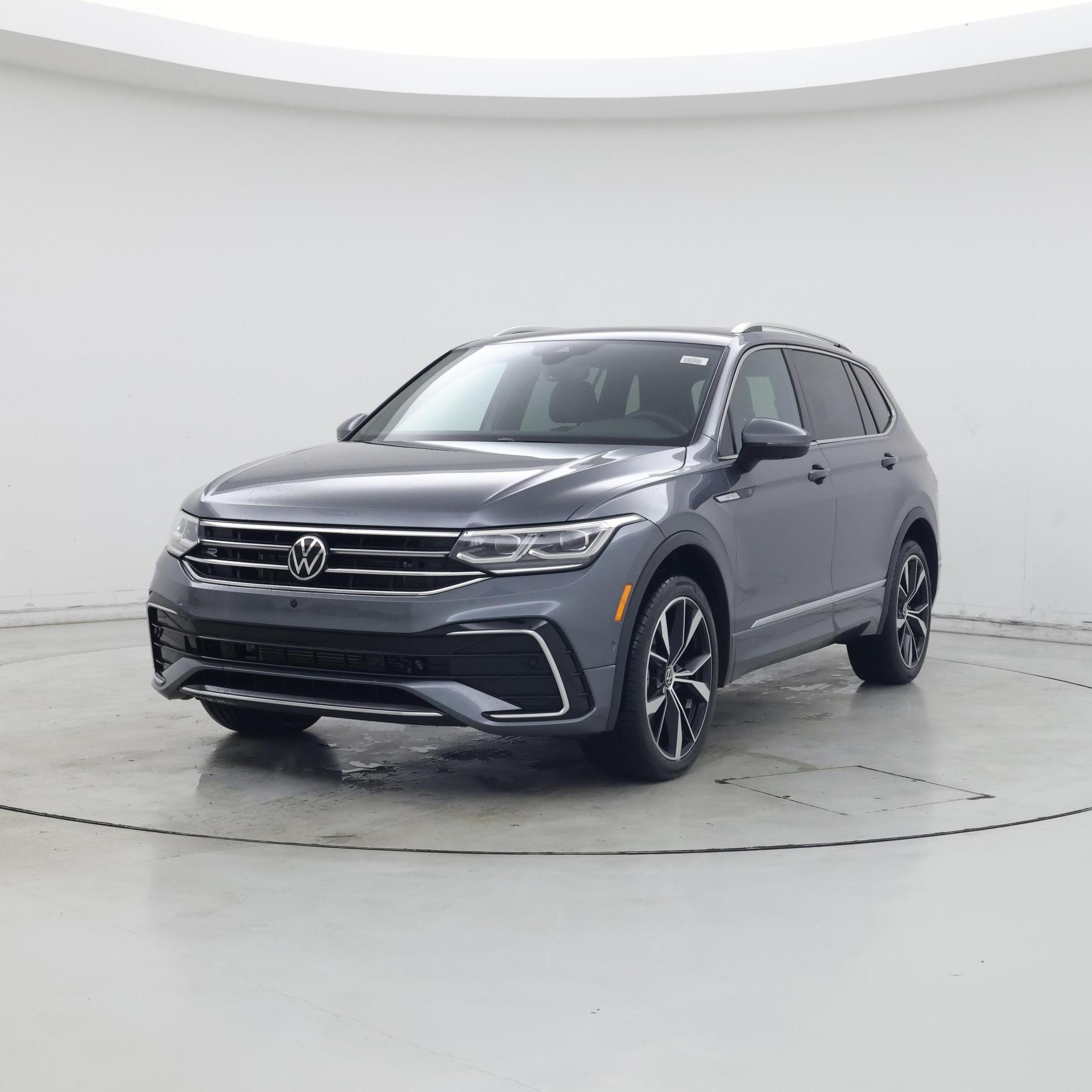 Thumbnail: 2022 Volkswagen Tiguan - 4