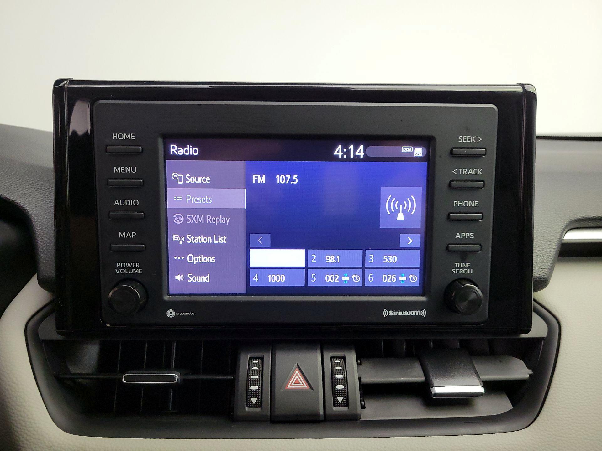 Thumbnail: 2022 Toyota RAV4 - 15