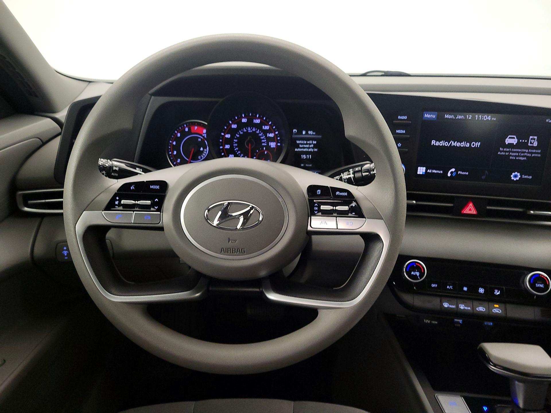 Thumbnail: 2023 Hyundai Elantra - 10