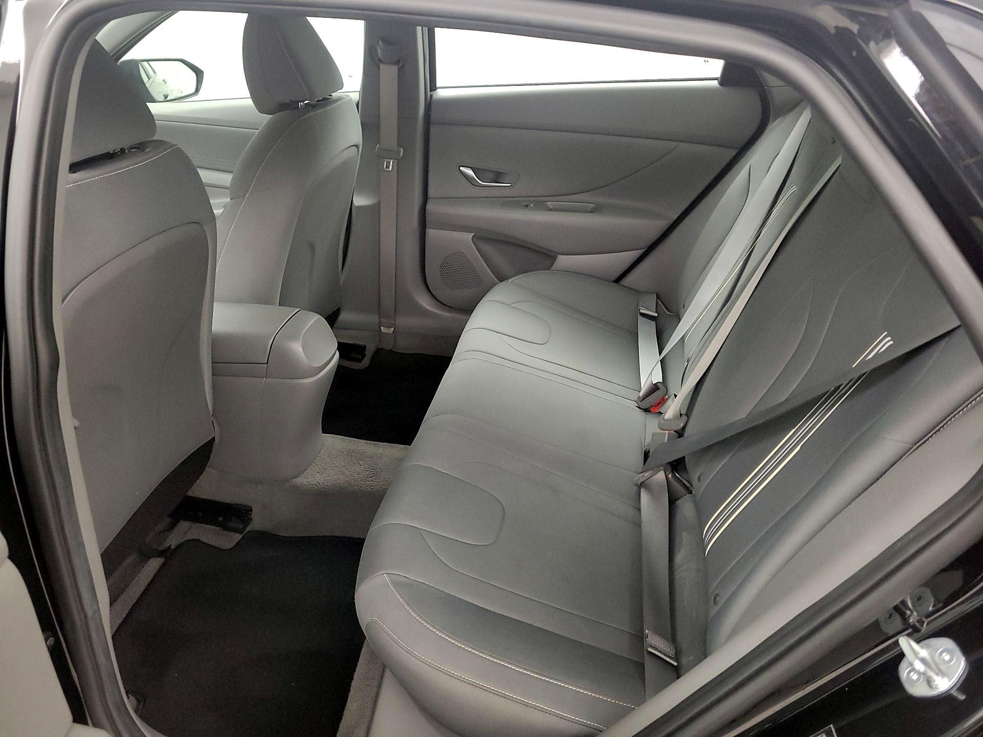 Thumbnail: 2023 Hyundai Elantra - 19