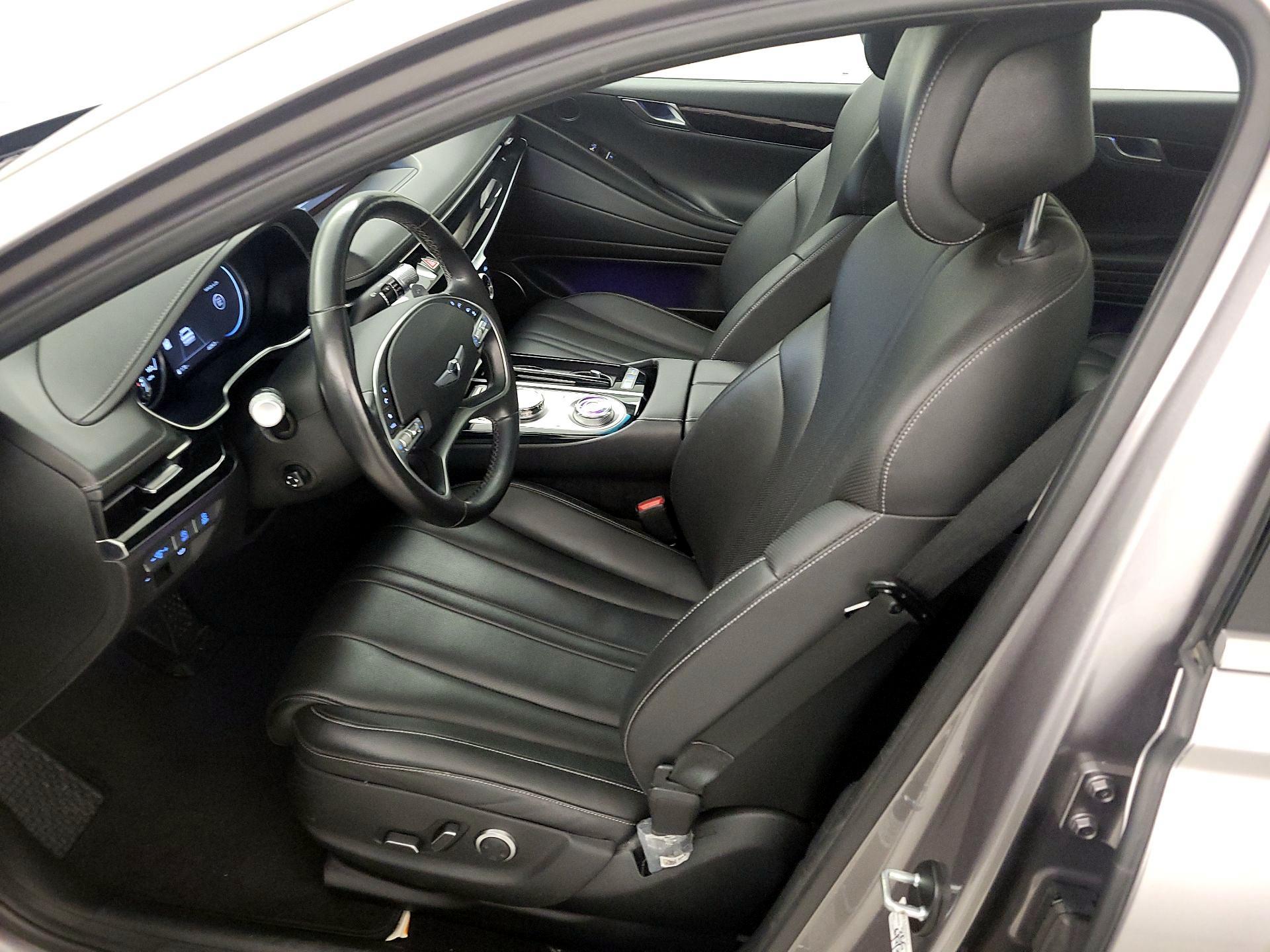 Thumbnail: 2023 Genesis G80 - 11