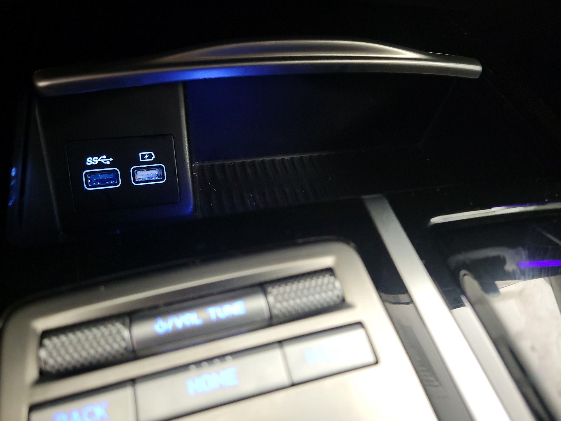 Thumbnail: 2023 Genesis G80 - 19