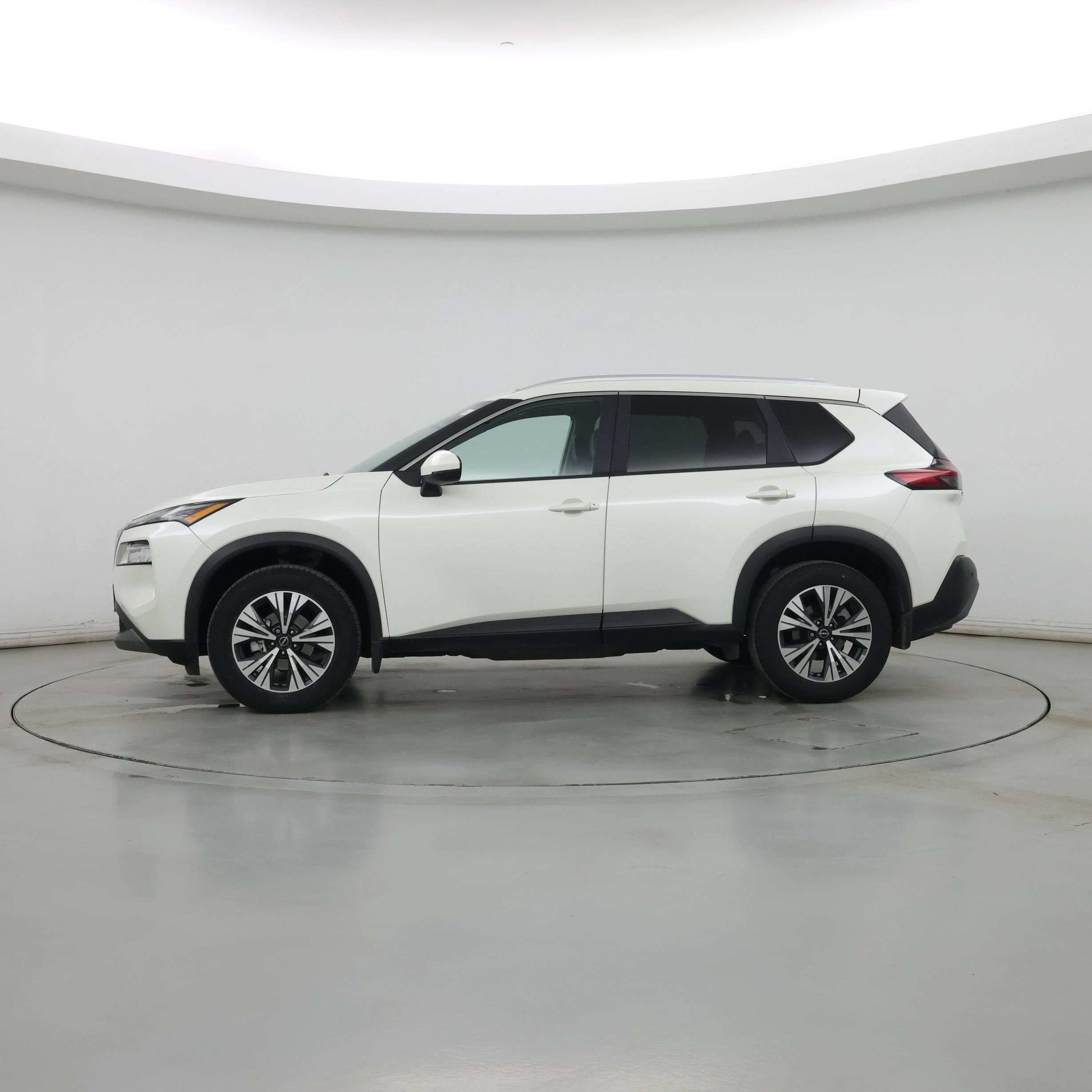 Thumbnail: 2023 Nissan Rogue - 3