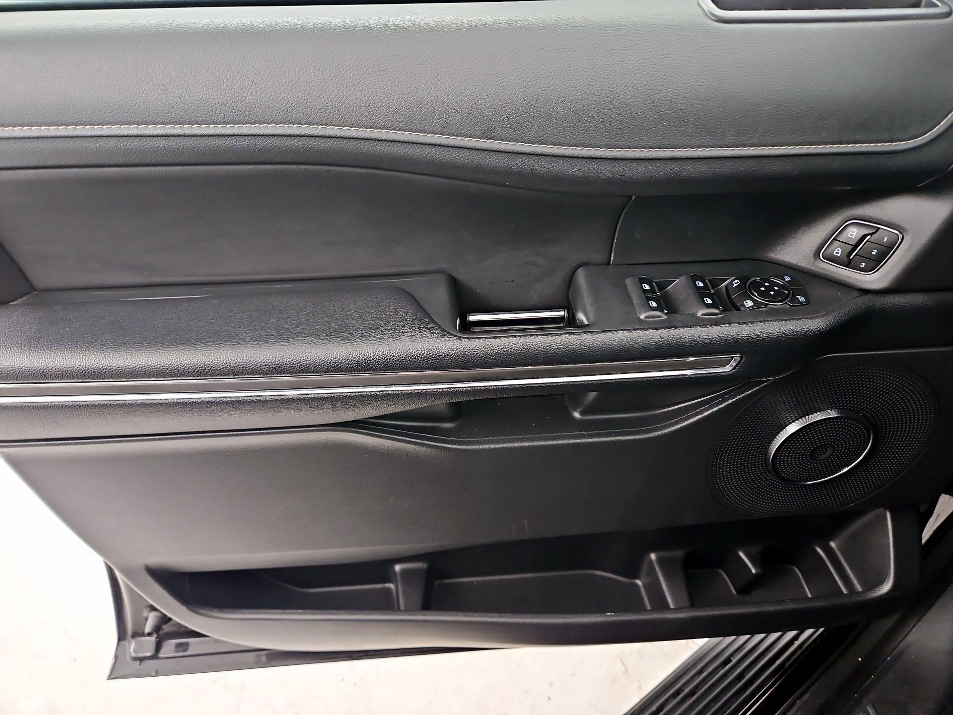 Thumbnail: 2024 Ford Expedition - 12