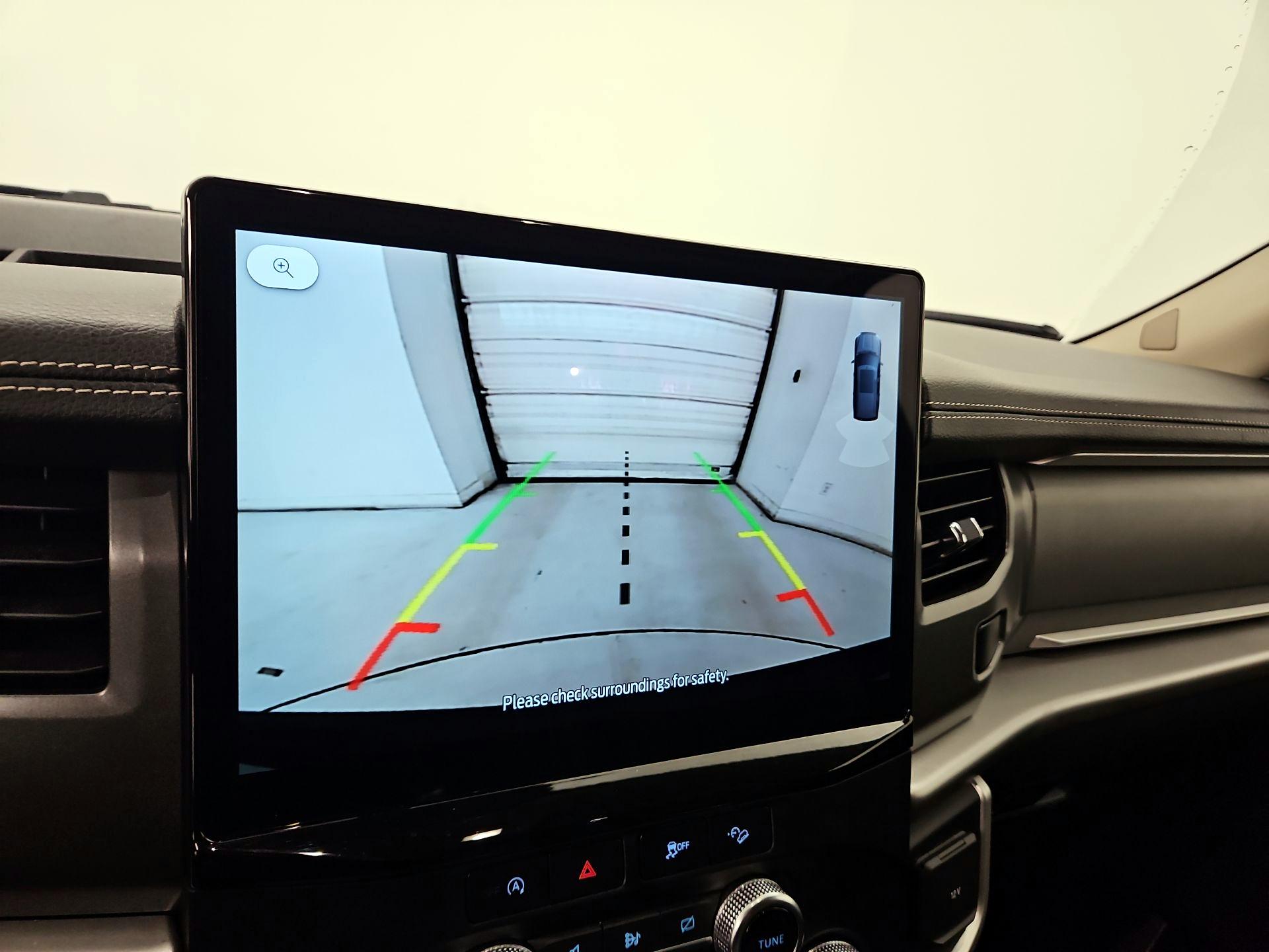 Thumbnail: 2024 Ford Expedition - 15