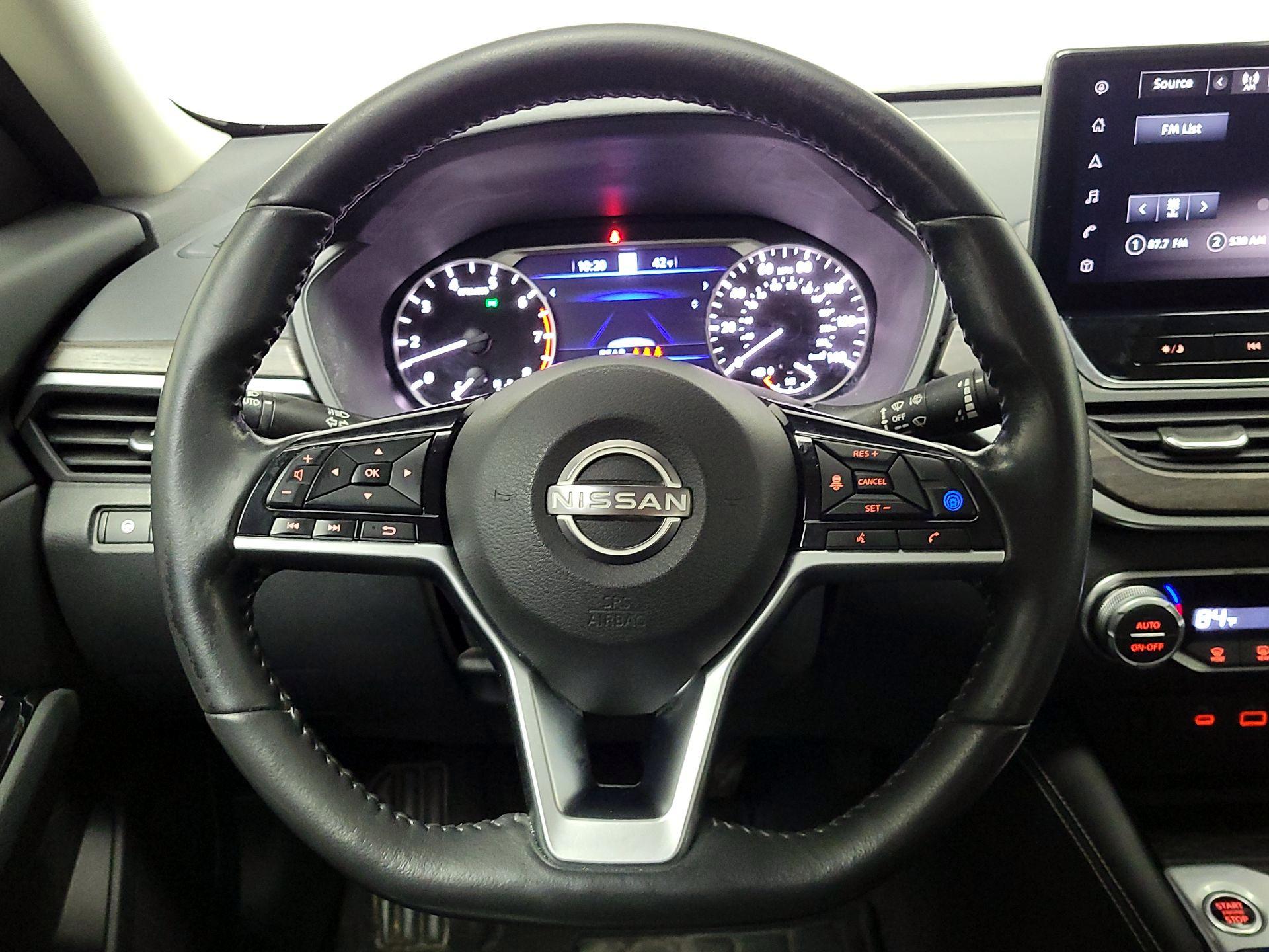 Thumbnail: 2023 Nissan Altima - 10