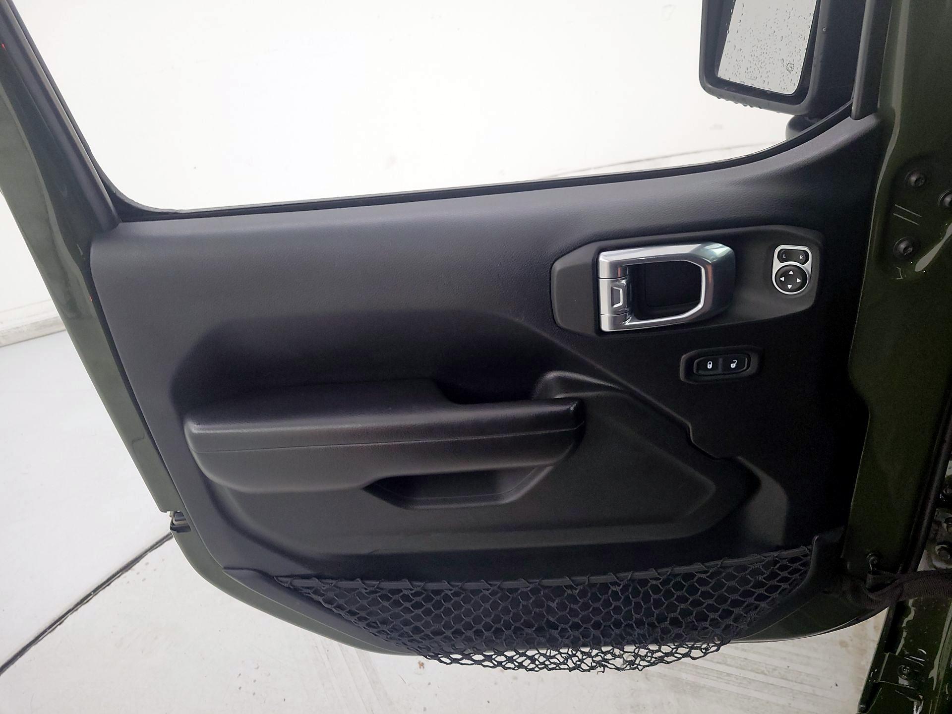 Thumbnail: 2021 Jeep Wrangler - 12