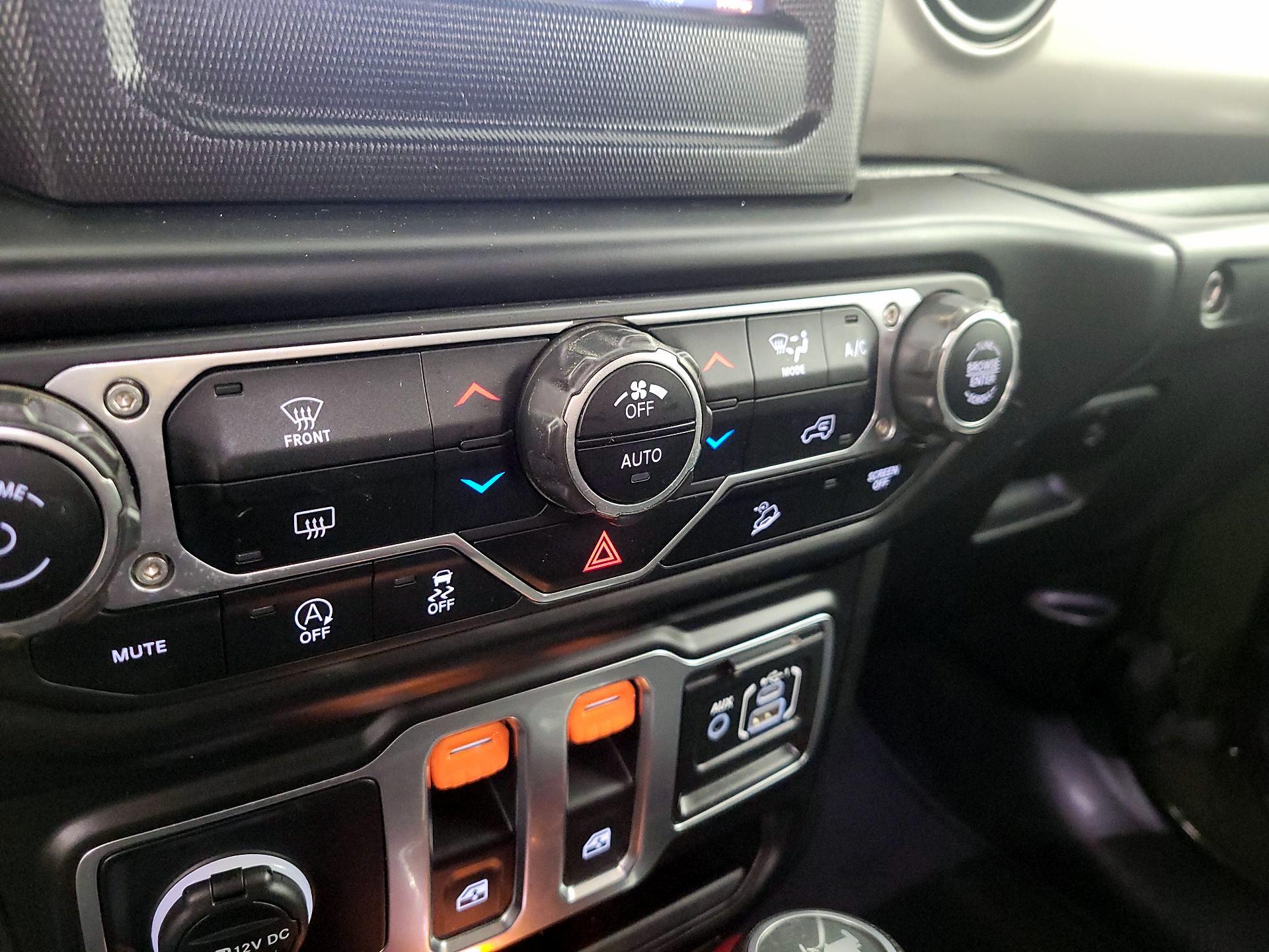 Thumbnail: 2021 Jeep Wrangler - 16