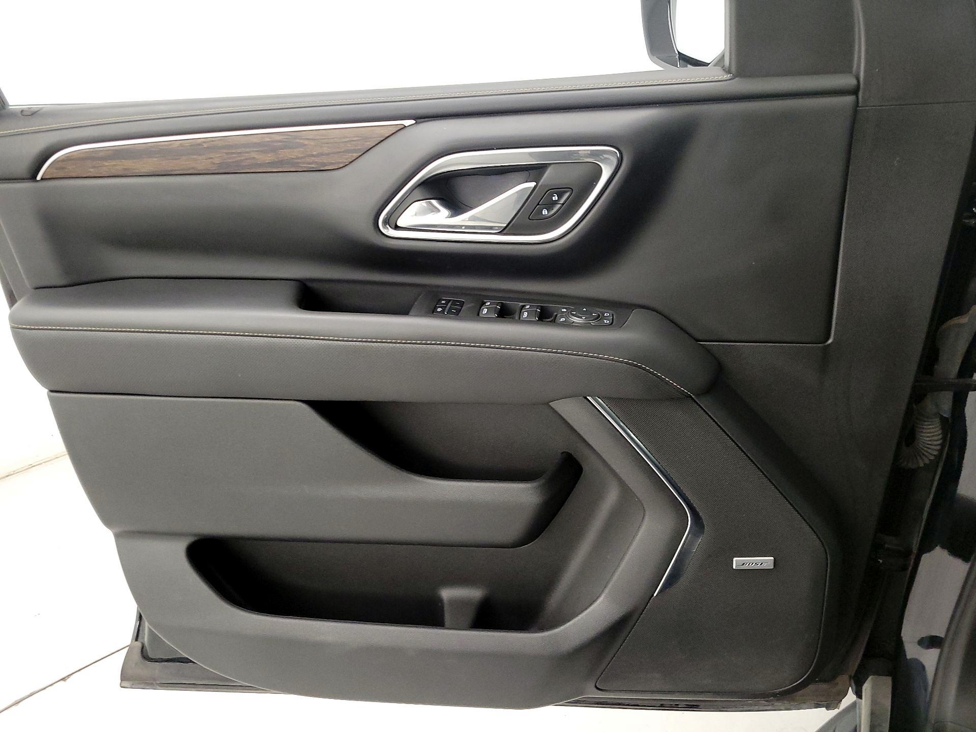 Thumbnail: 2023 Chevrolet Suburban - 12