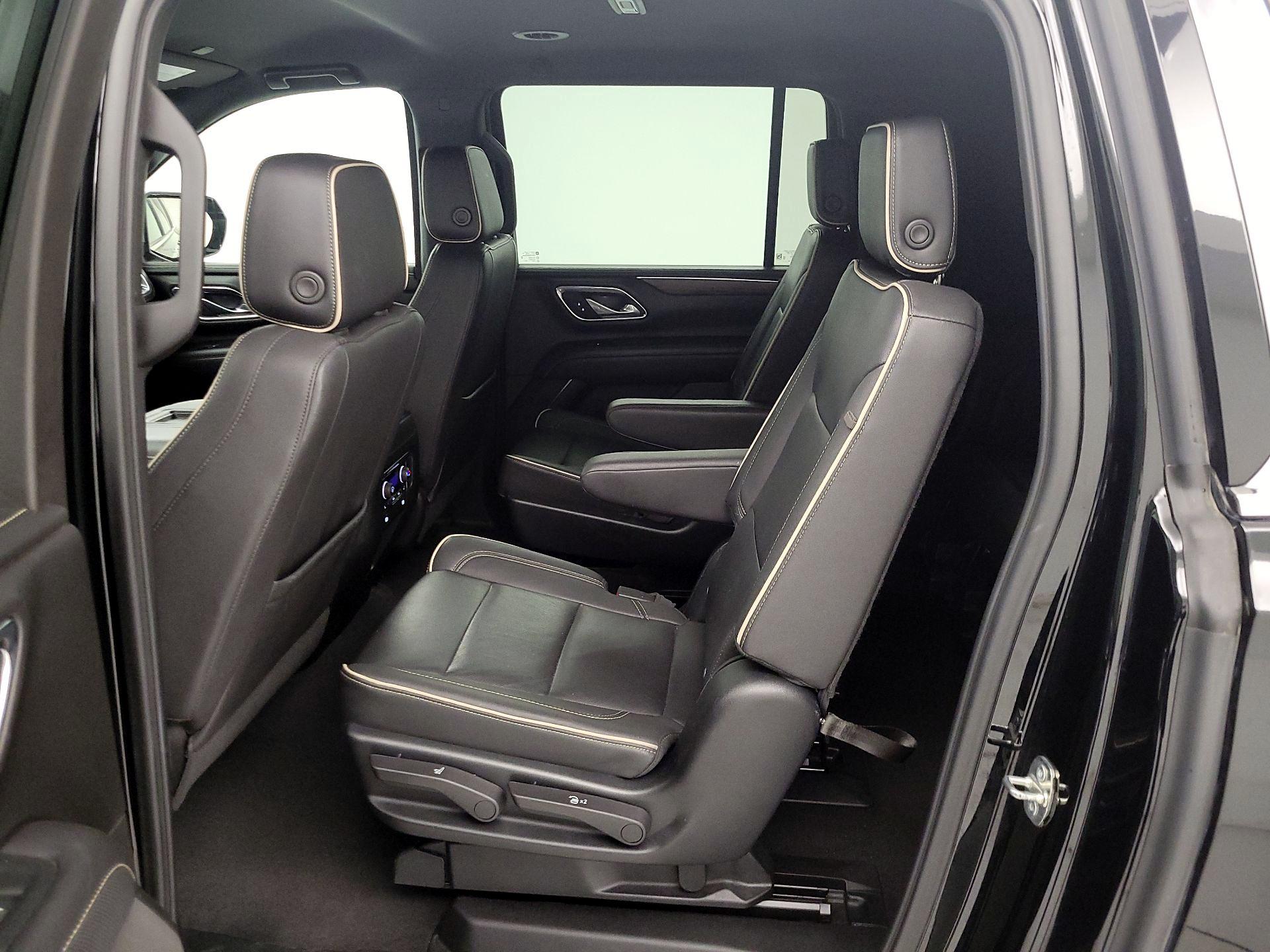 Thumbnail: 2023 Chevrolet Suburban - 19