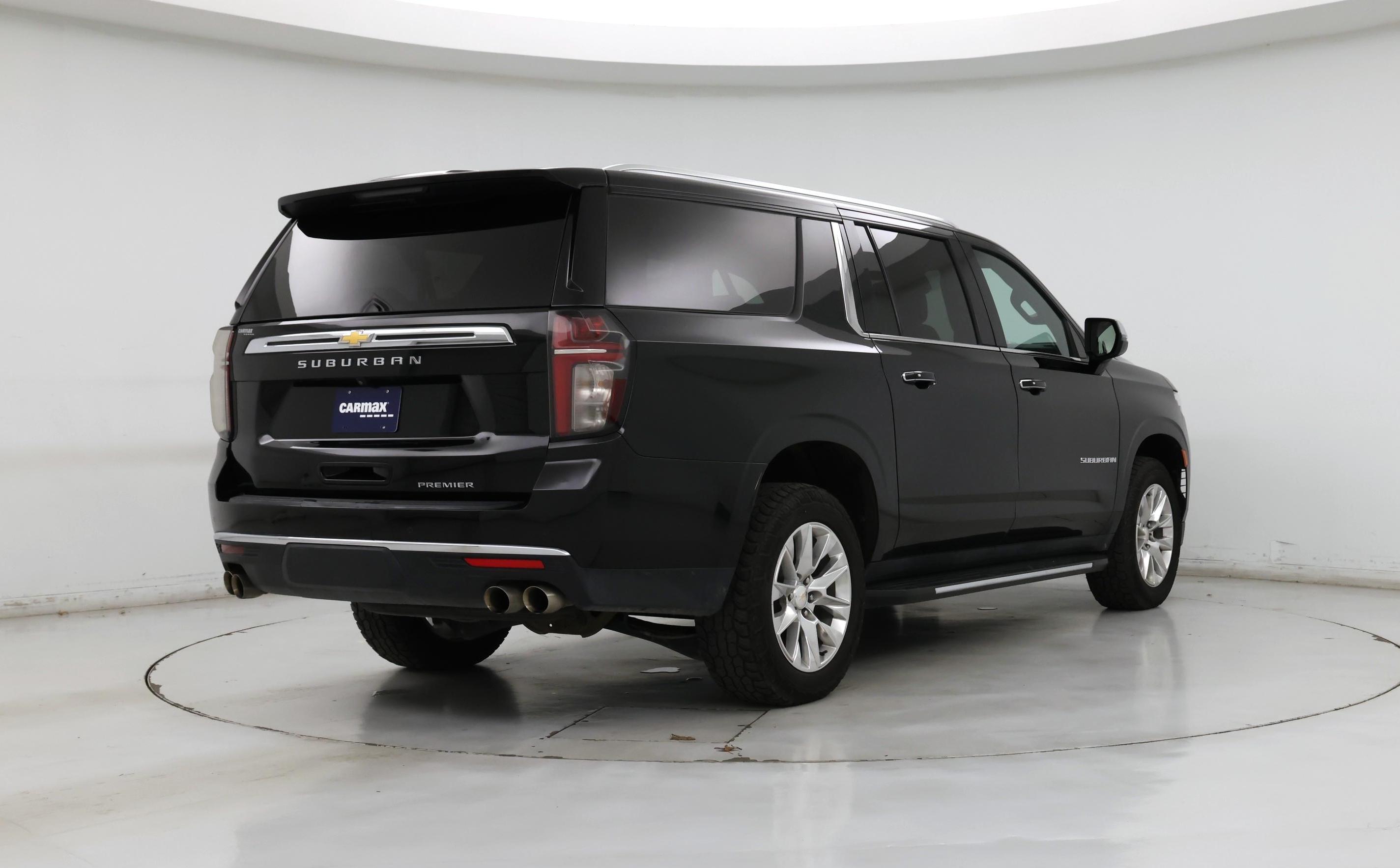 Thumbnail: 2023 Chevrolet Suburban - 8