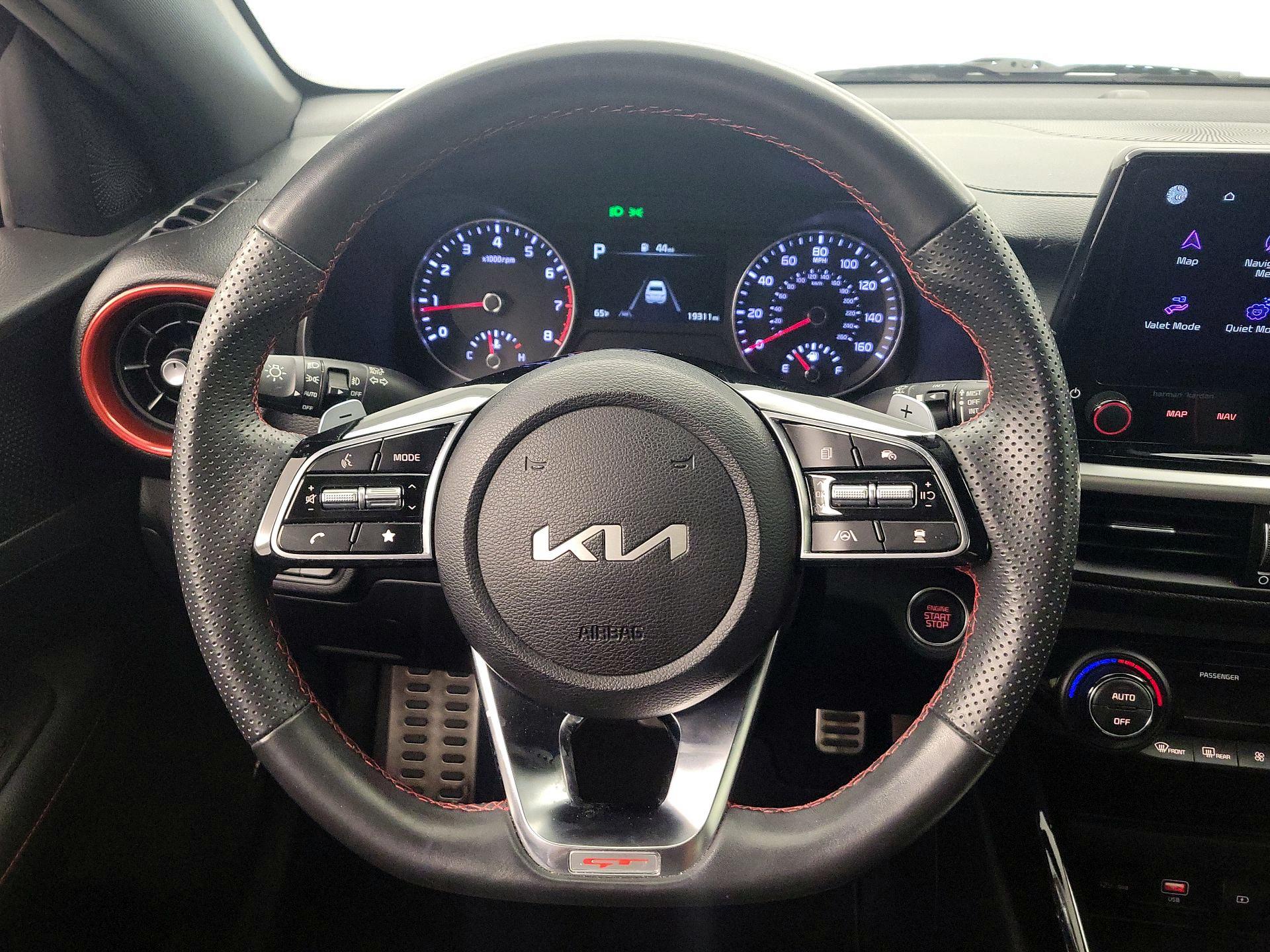 Thumbnail: 2023 Kia Forte - 10