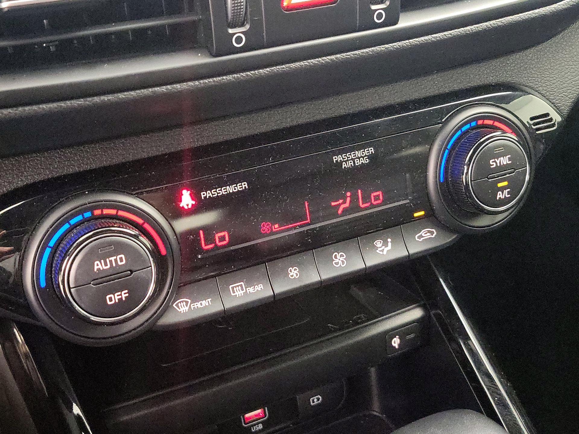 Thumbnail: 2023 Kia Forte - 17