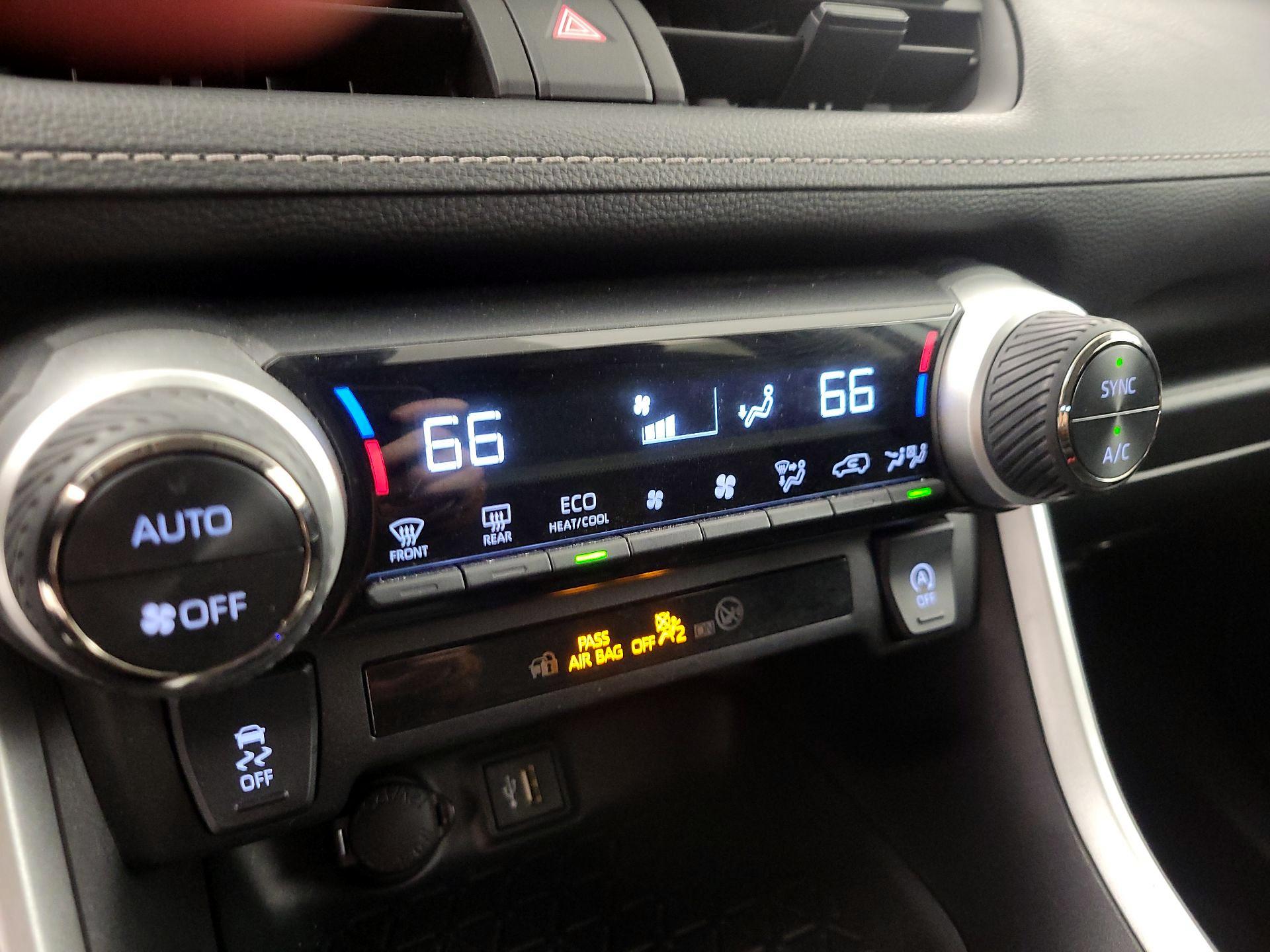 Thumbnail: 2024 Toyota RAV4 - 16