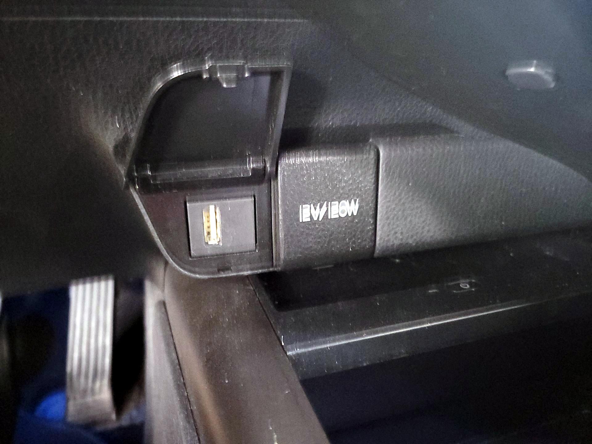 Thumbnail: 2023 Toyota Camry - 18