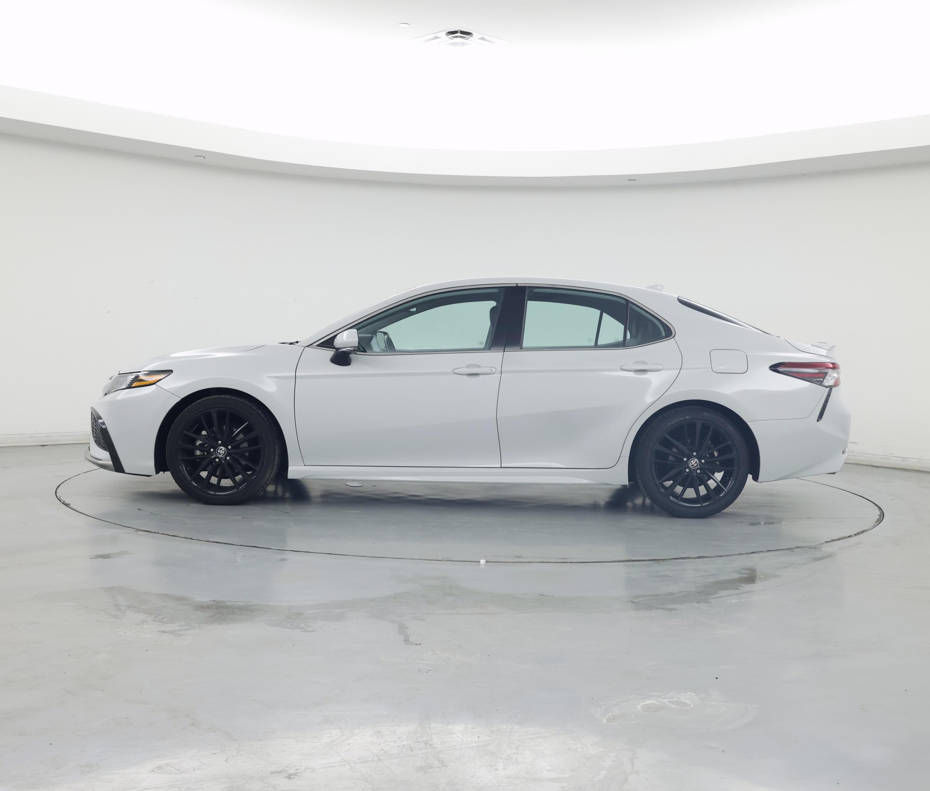 Thumbnail: 2023 Toyota Camry - 3