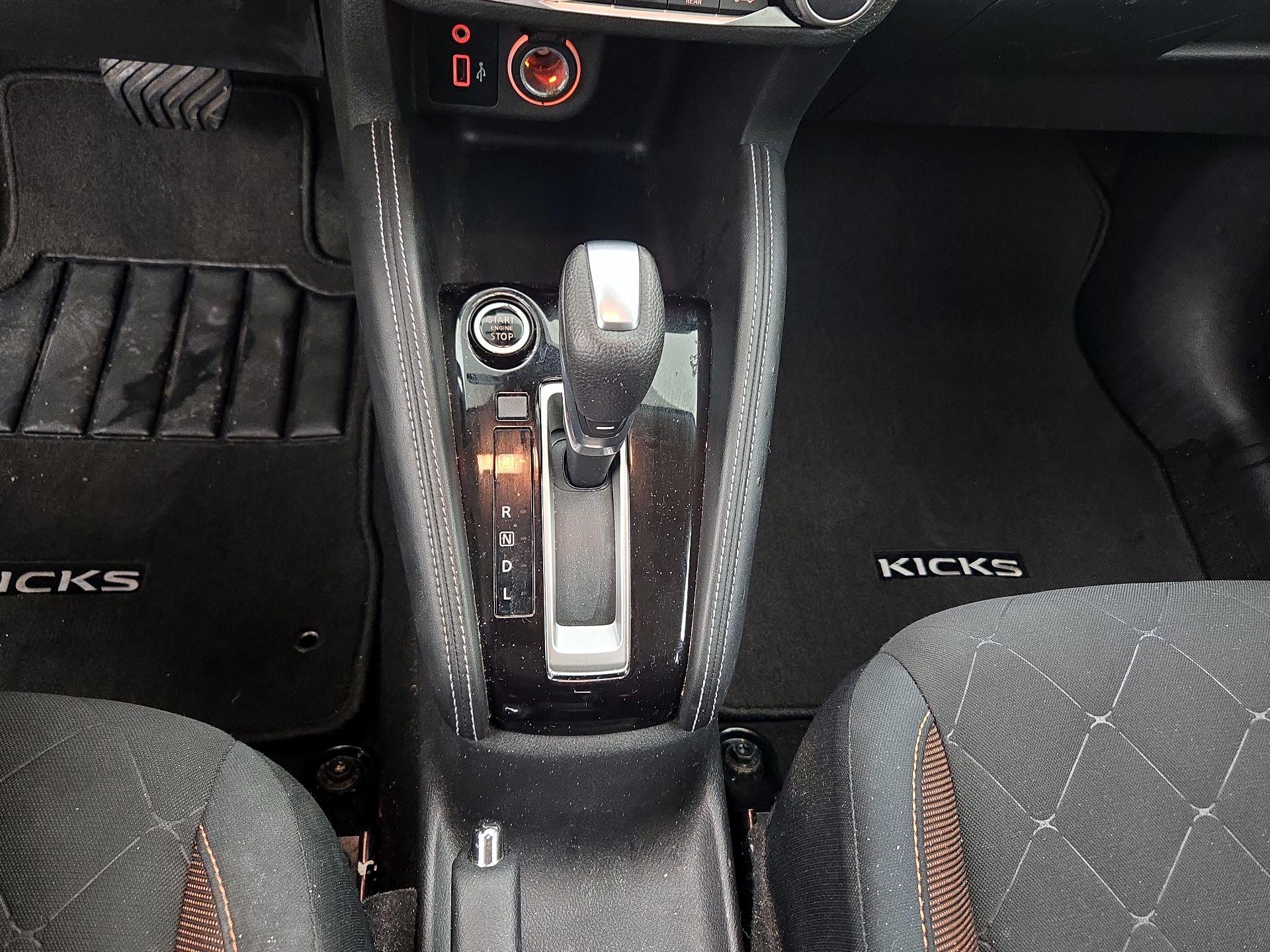 Thumbnail: 2020 Nissan Kicks - 17