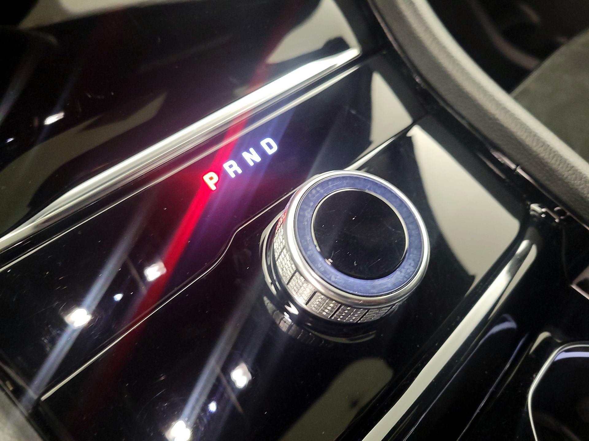 Thumbnail: 2023 Jeep Grand Cherokee - 17