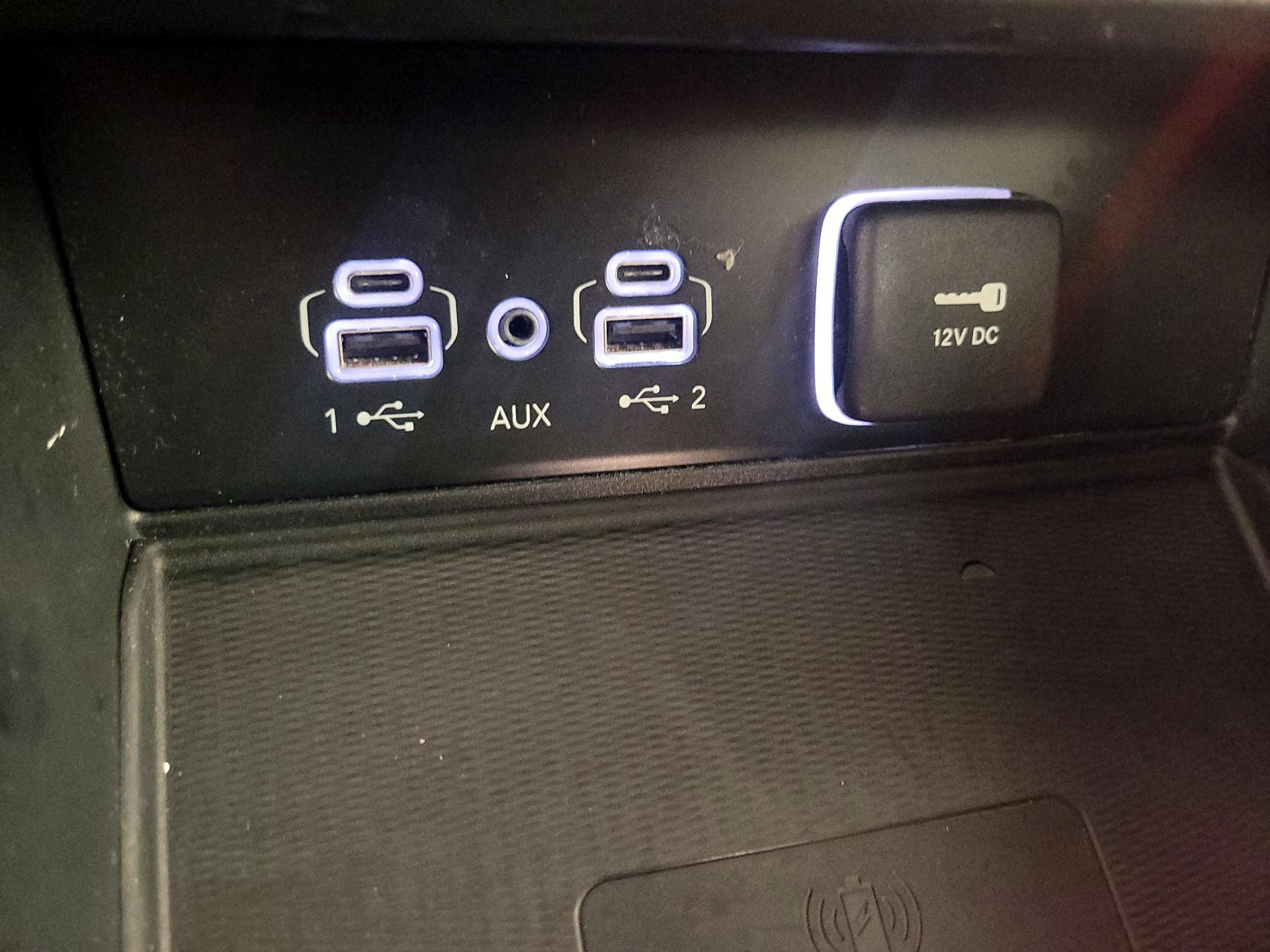 Thumbnail: 2023 Jeep Grand Cherokee - 18