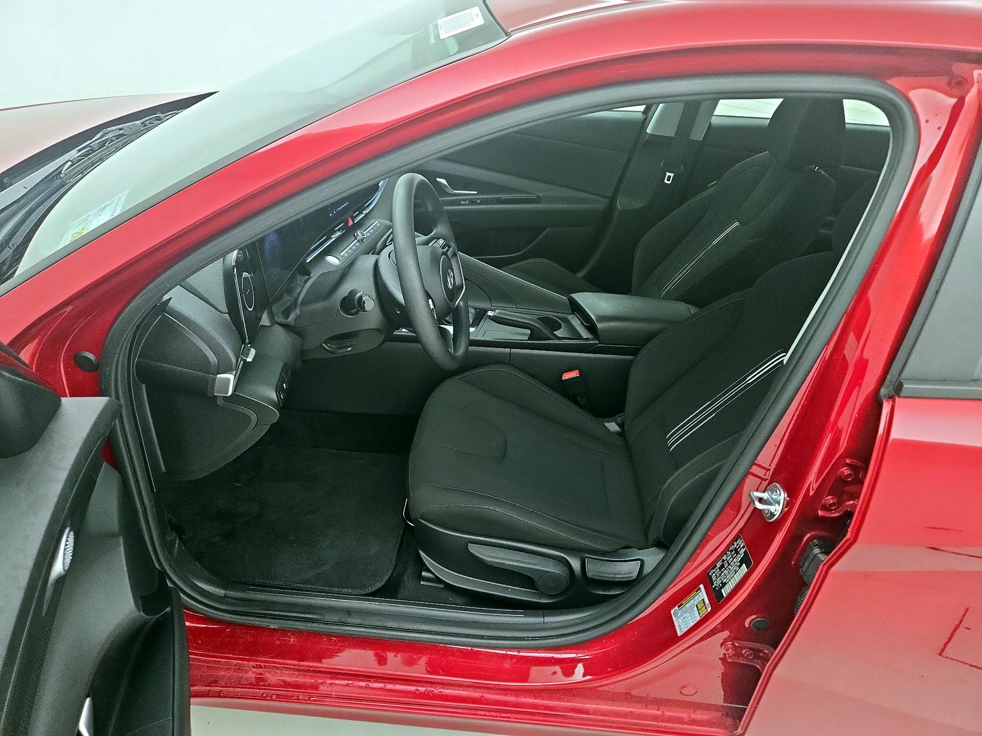 Thumbnail: 2024 Hyundai Elantra - 11