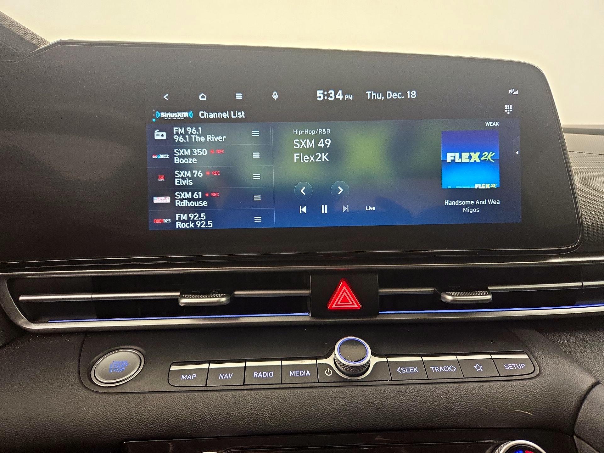 Thumbnail: 2024 Hyundai Elantra - 16