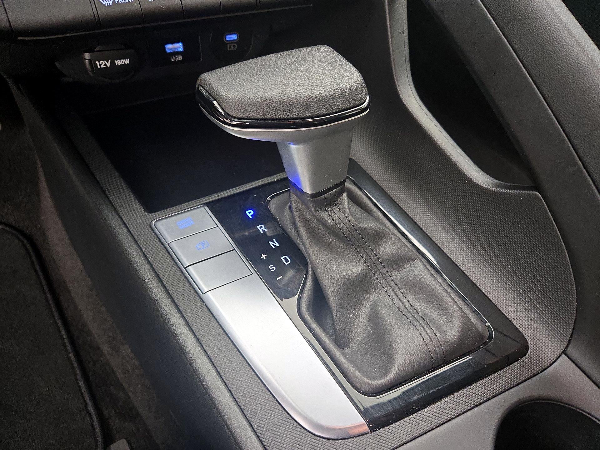 Thumbnail: 2024 Hyundai Elantra - 18