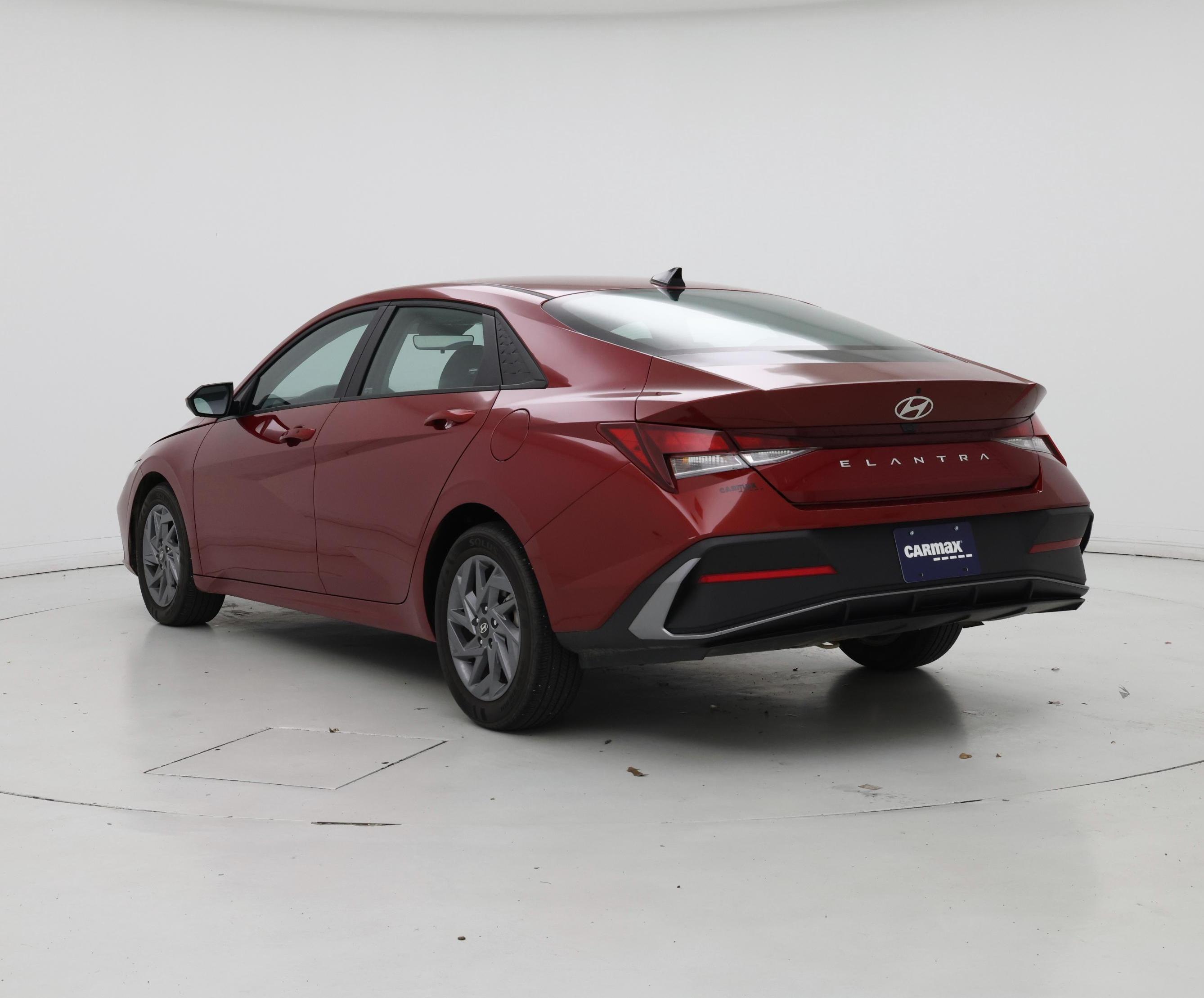 Thumbnail: 2024 Hyundai Elantra - 2