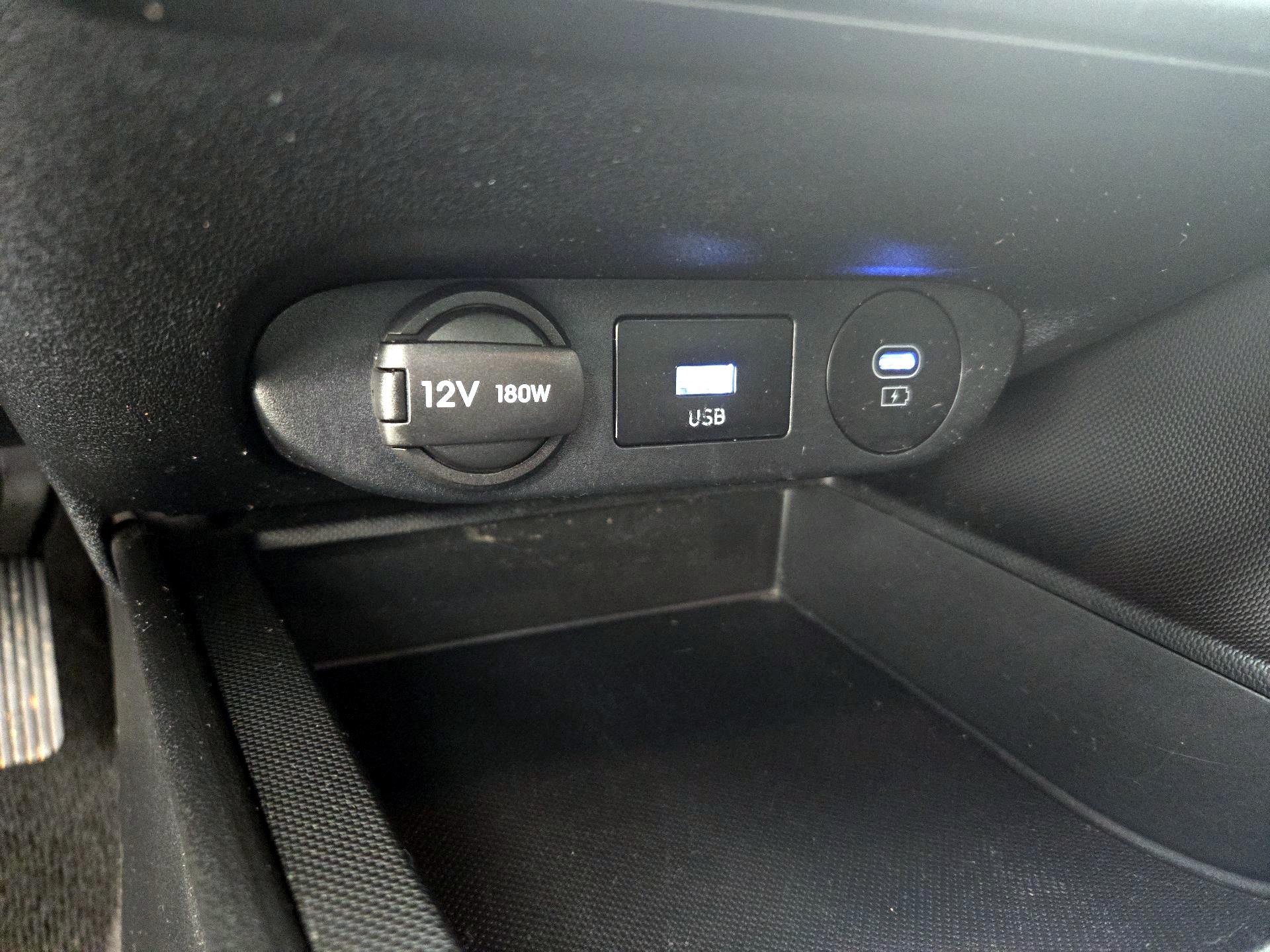 Thumbnail: 2024 Hyundai Elantra - 19