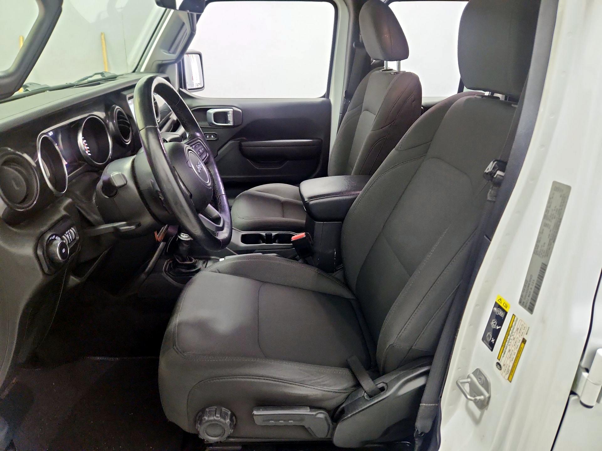 Thumbnail: 2021 Jeep Wrangler - 11