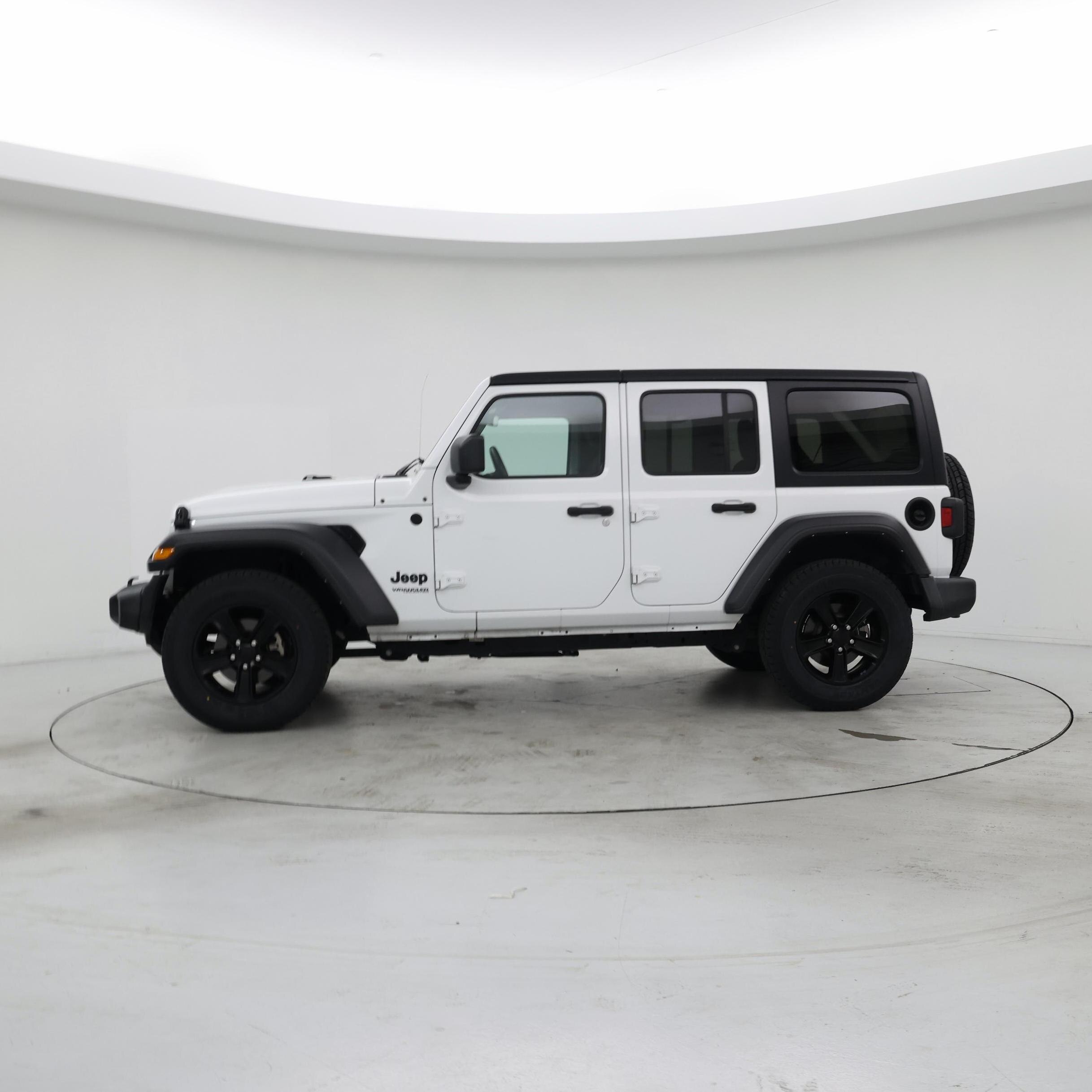 Thumbnail: 2021 Jeep Wrangler - 3