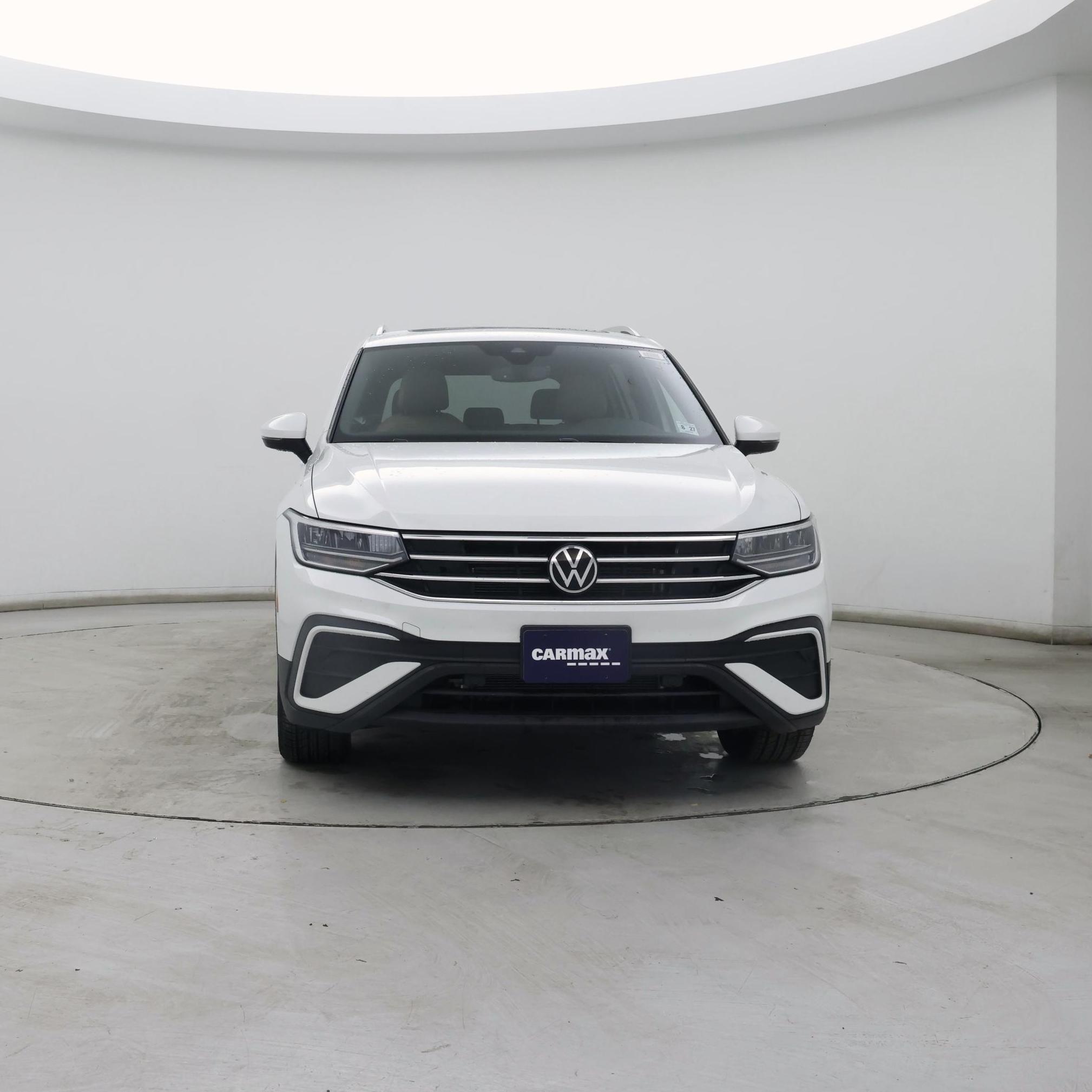 Thumbnail: 2022 Volkswagen Tiguan - 5