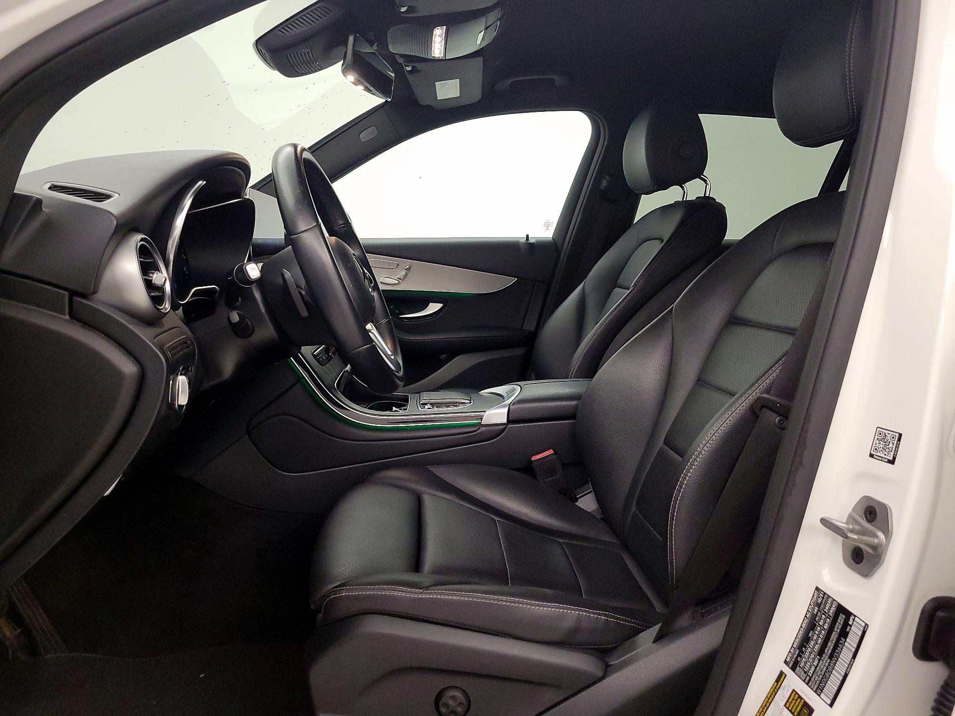 Thumbnail: 2022 Mercedes-Benz GLC - 11