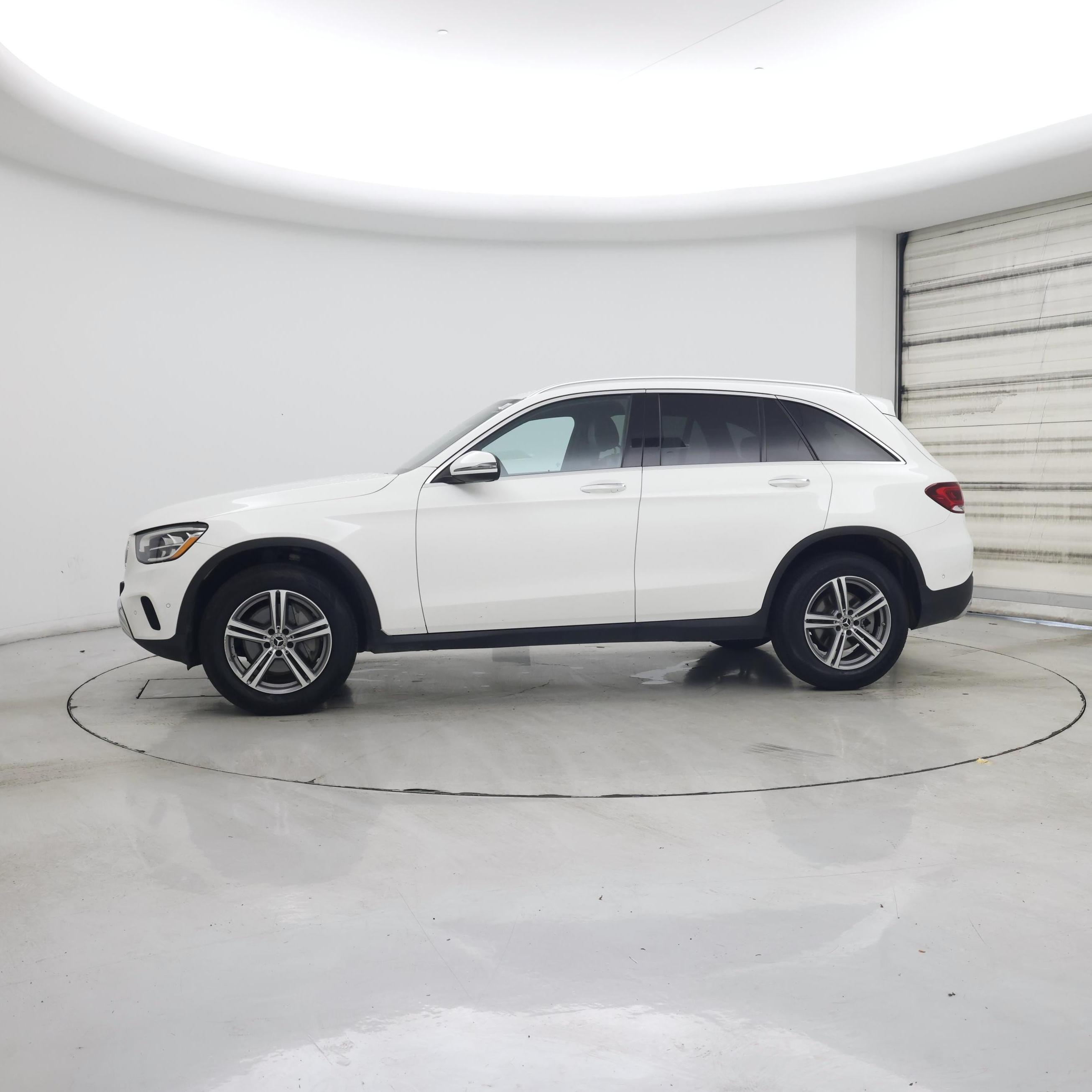 Thumbnail: 2022 Mercedes-Benz GLC - 3