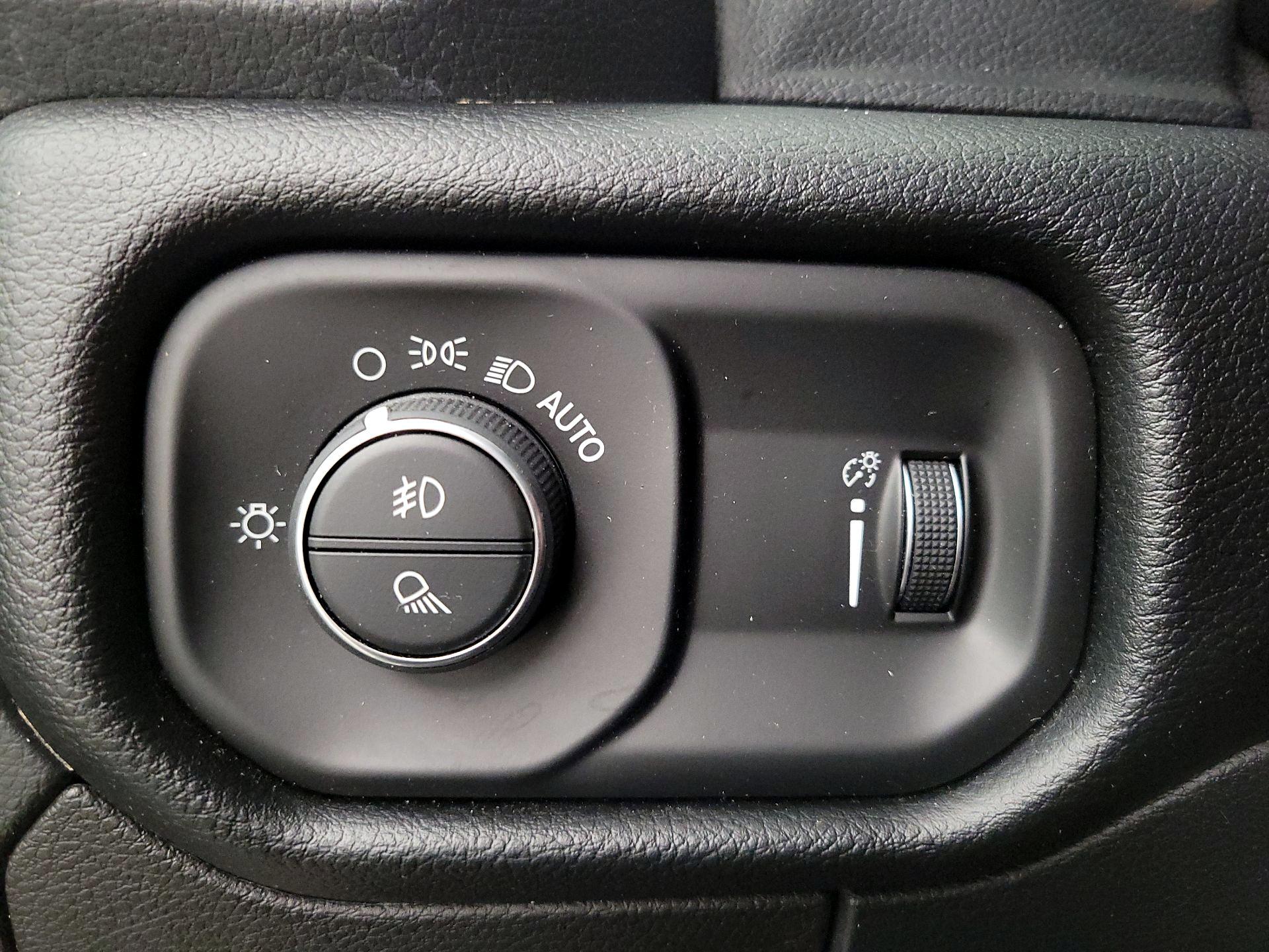 Thumbnail: 2022 RAM 1500 - 13