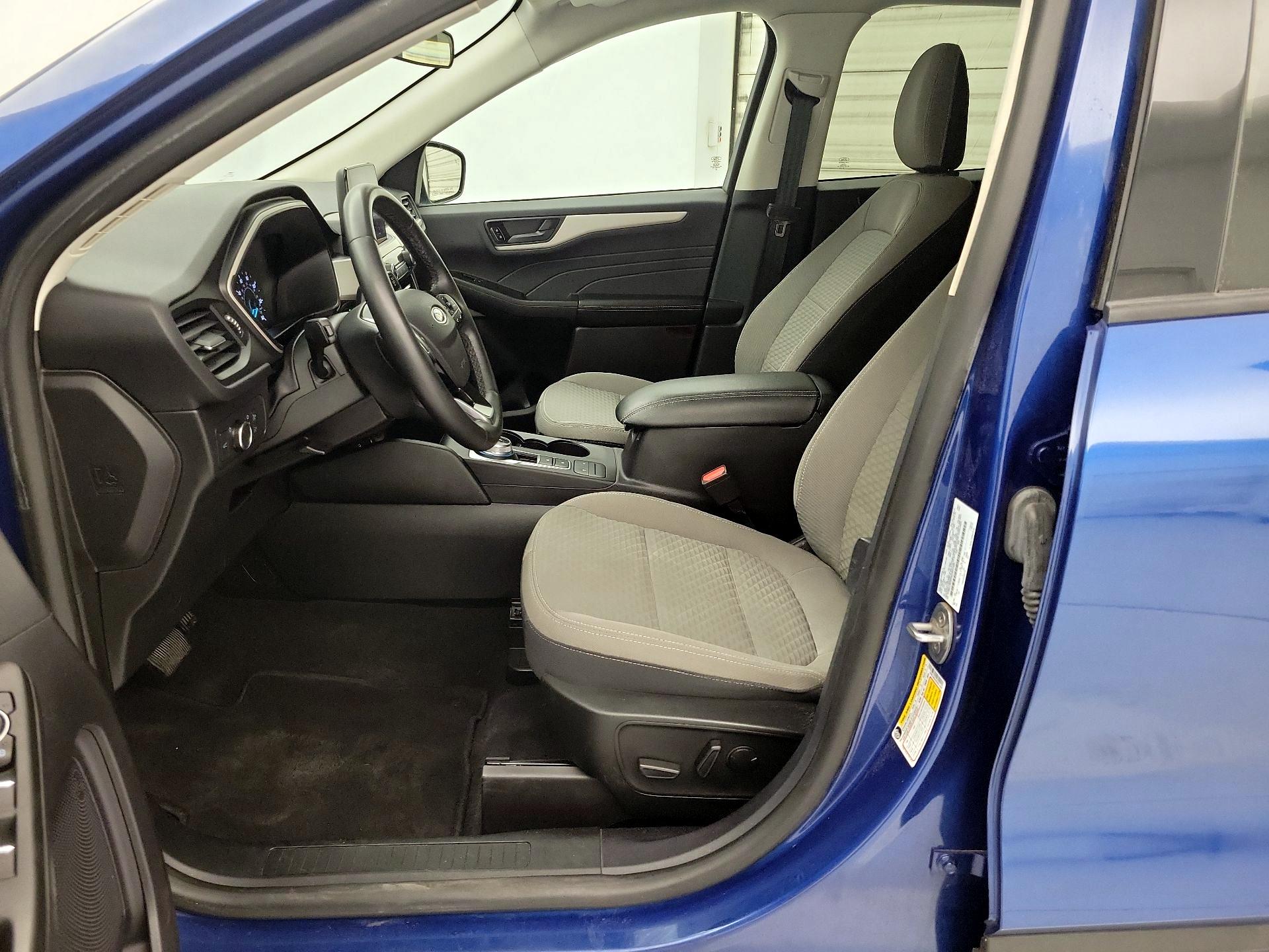 Thumbnail: 2022 Ford Escape - 11