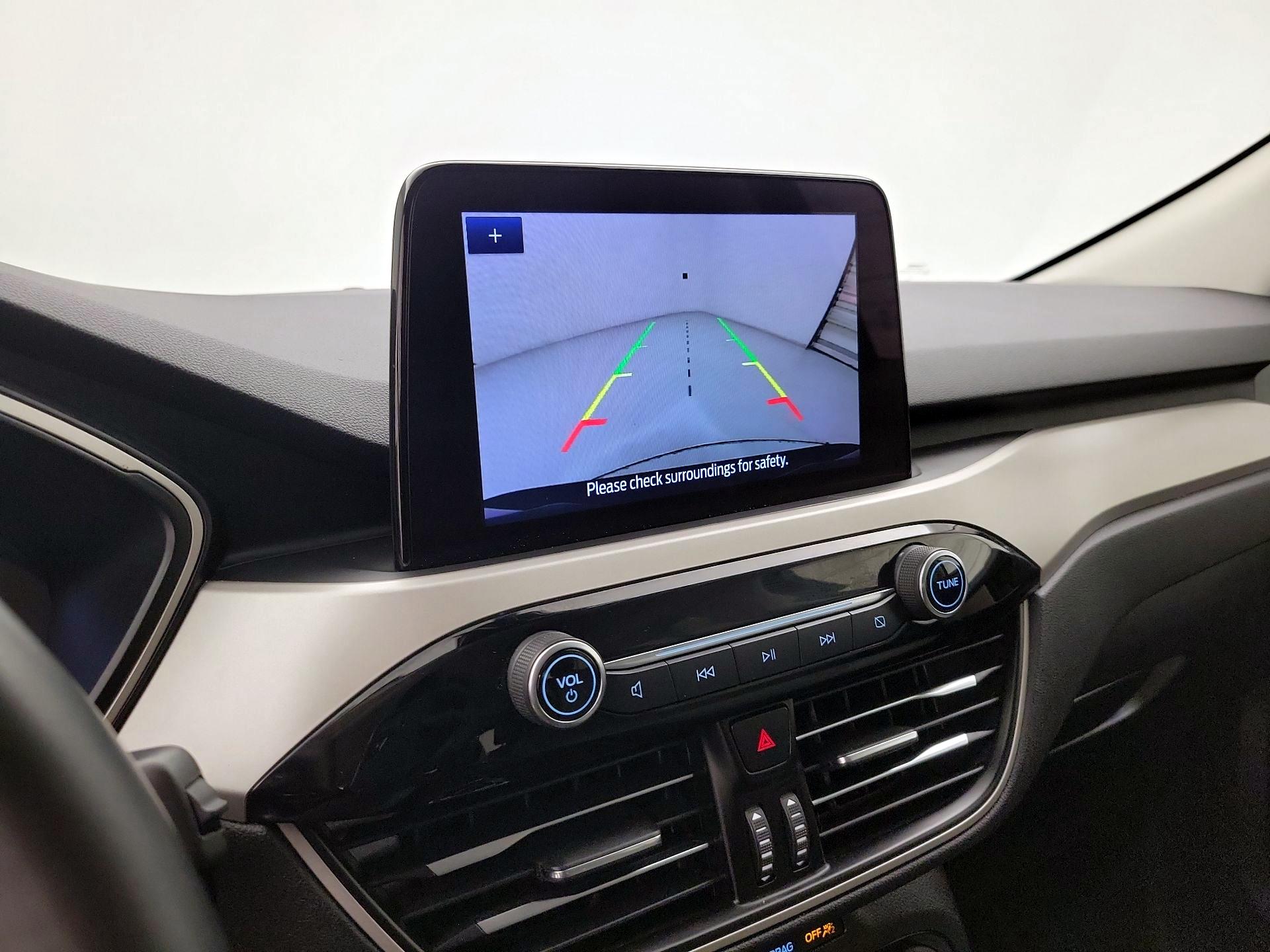 Thumbnail: 2022 Ford Escape - 14