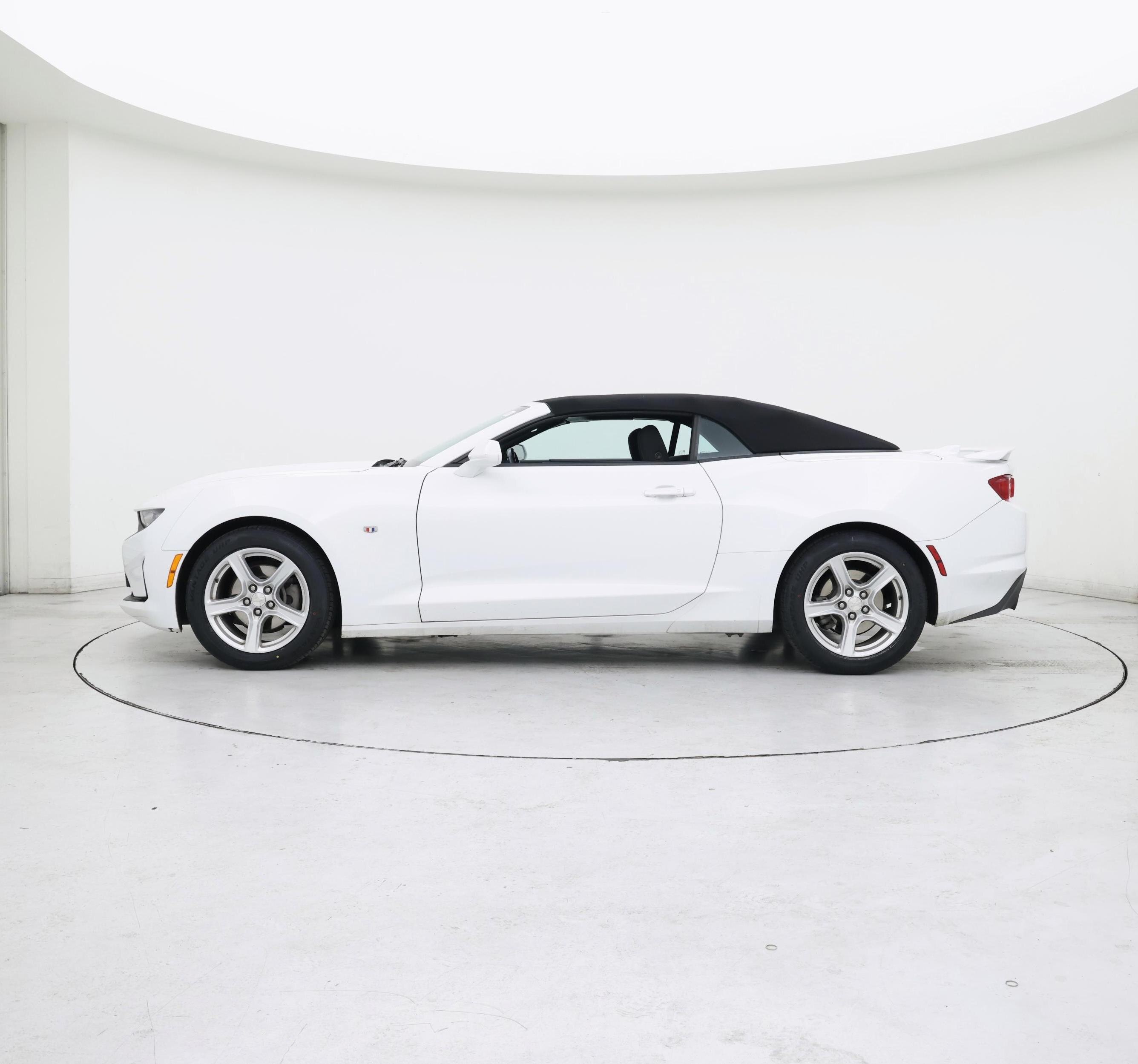 Thumbnail: 2023 Chevrolet Camaro - 3