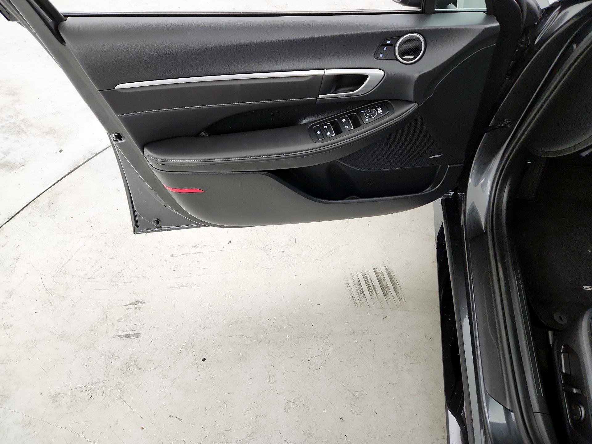 Thumbnail: 2022 Hyundai Sonata - 12