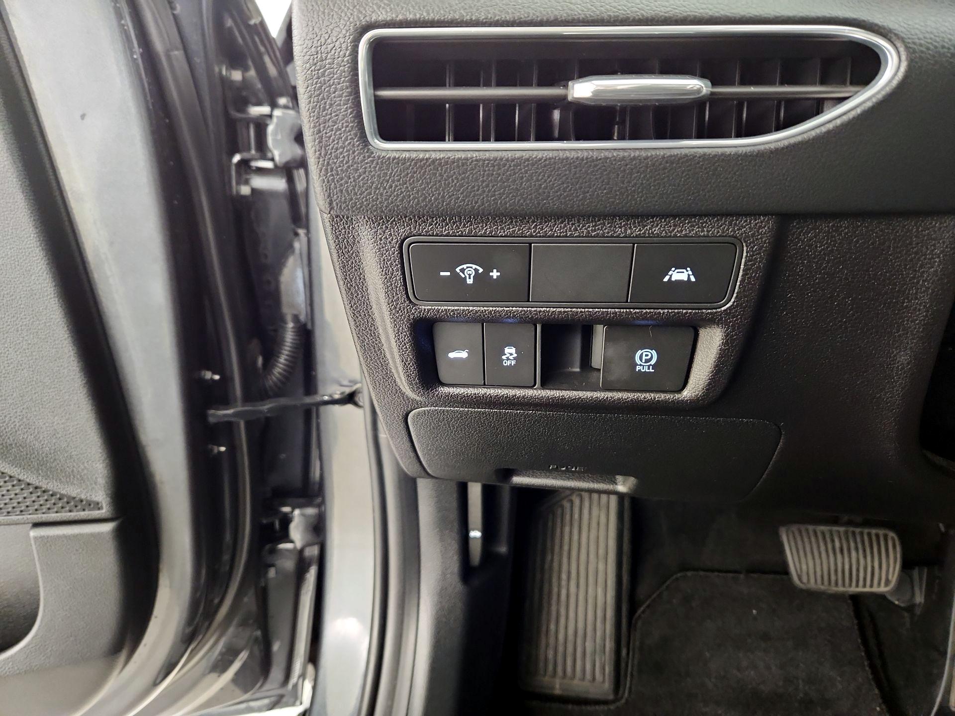 Thumbnail: 2022 Hyundai Sonata - 13