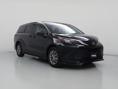 2024 Toyota Sienna Hybrid LE